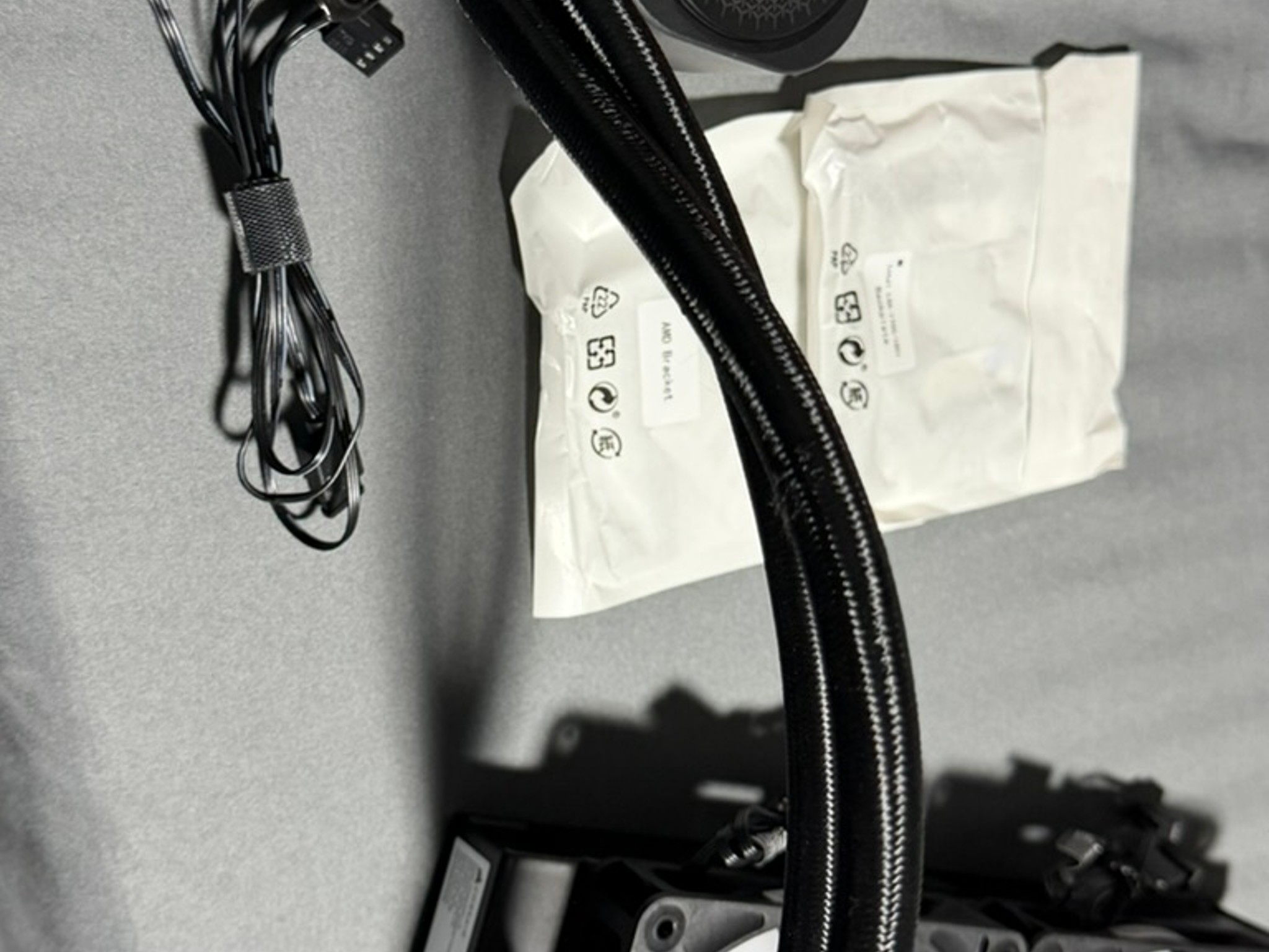 CORSAIR Nautilus 240 RS ARGB Liquid CPU Cooler Black ‎CW-9060092-WW