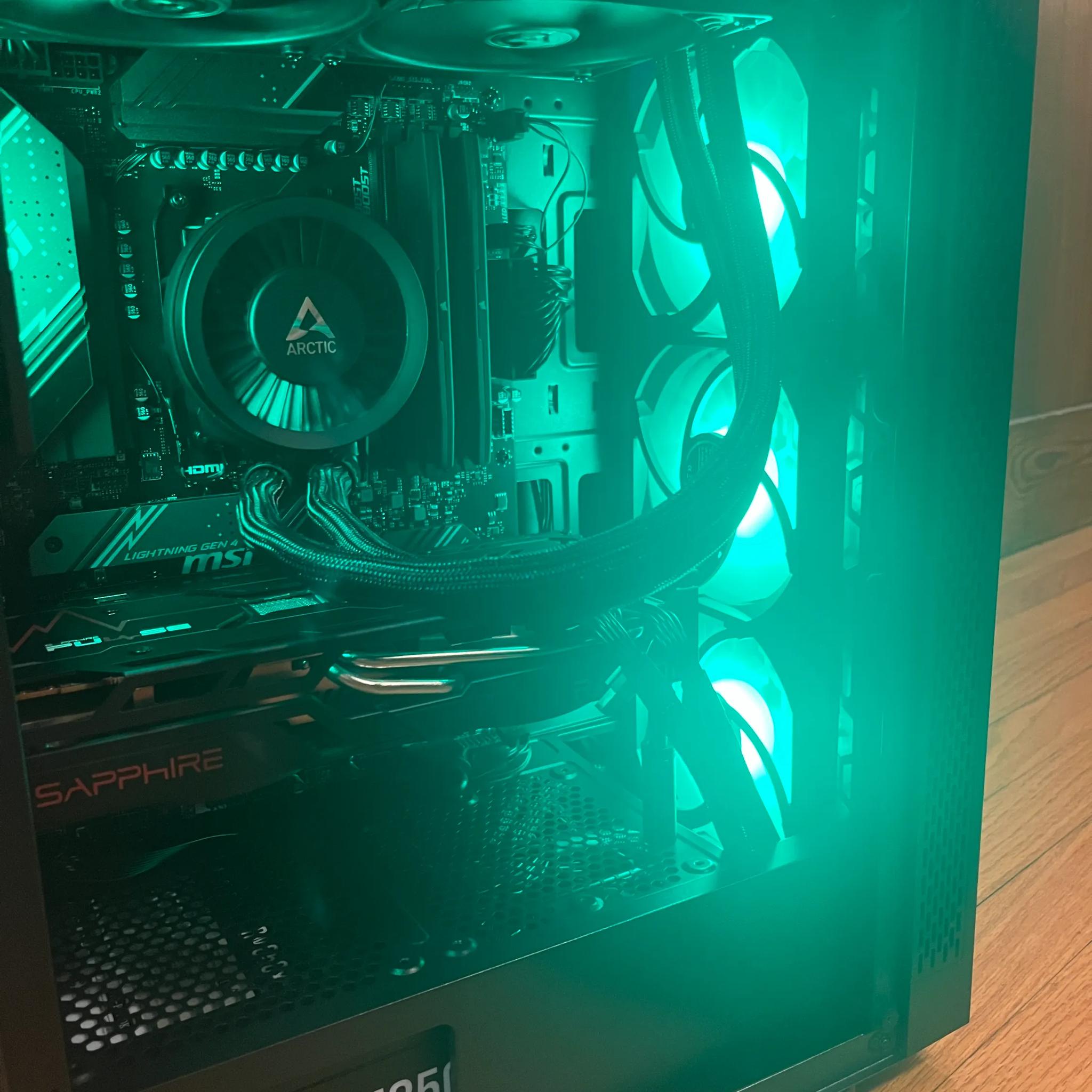 RX 6700 XT 12gb | Ryzen 5 7500F | 32gb DDR5 | Upgrade Path King