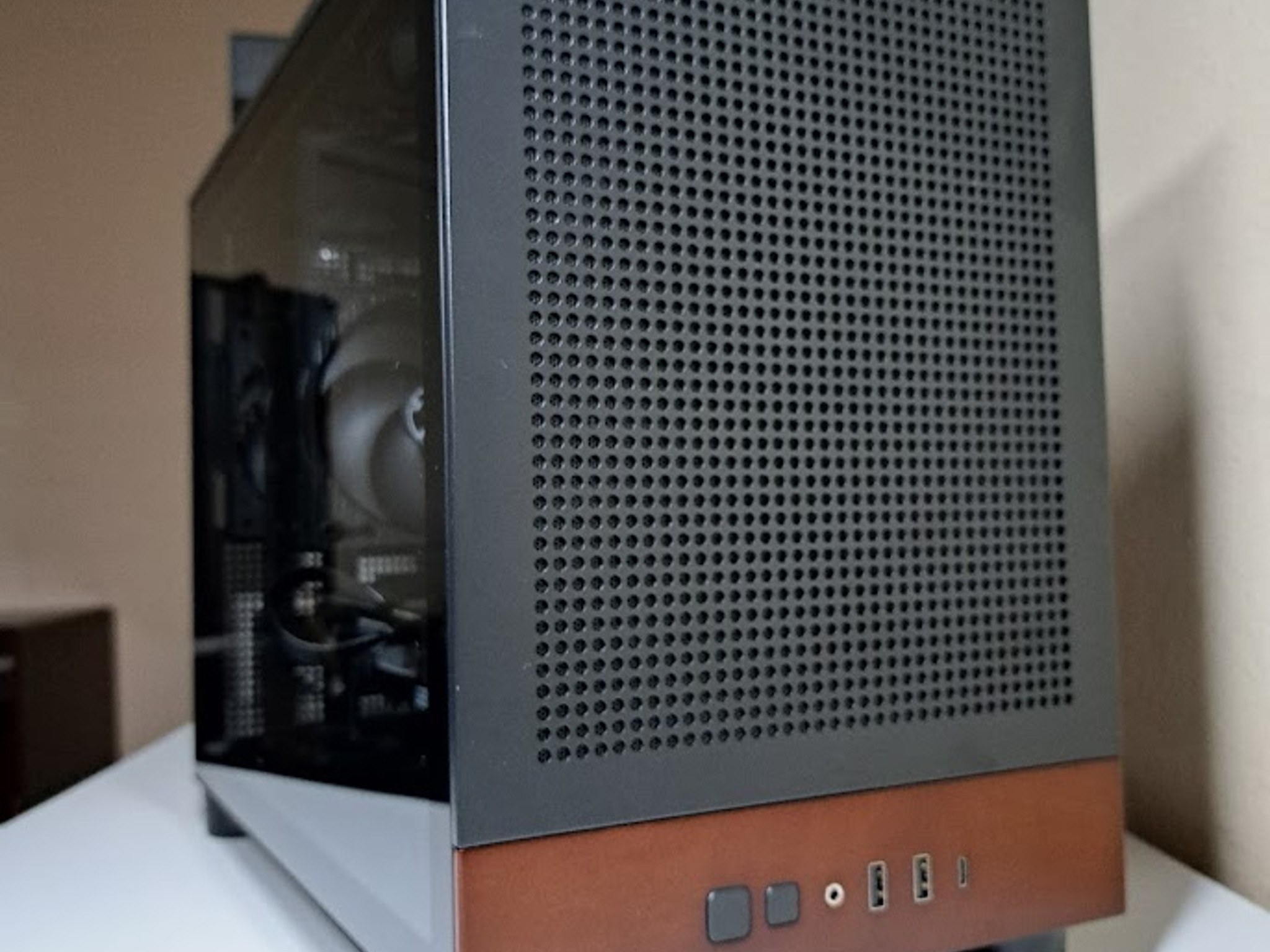 MSI Airflow Athena 🌪️⚔️ | Ryzen 5 7500F | RTX 3070 8G OC | 32GB DDR5 | 1TB NVME | 850W PSU