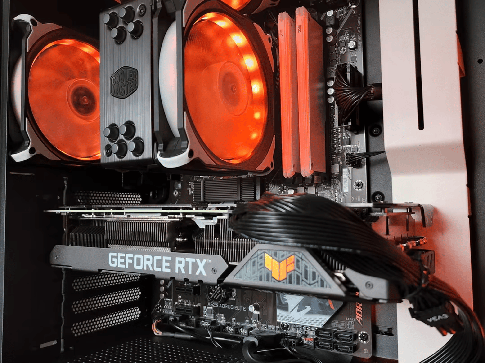 ASUS TUF GeForce RTX 3070 Ti // AMD Ryzen 7 5700G // HP 16GB 3200MHz