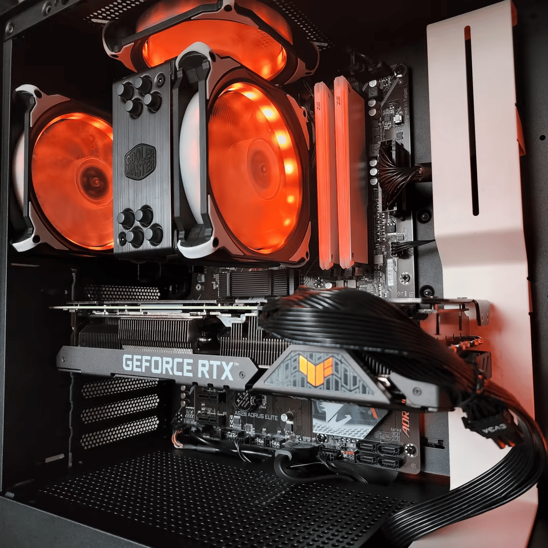 ASUS TUF GeForce RTX 3070 Ti // AMD Ryzen 7 5700G // HP 16GB 3200MHz