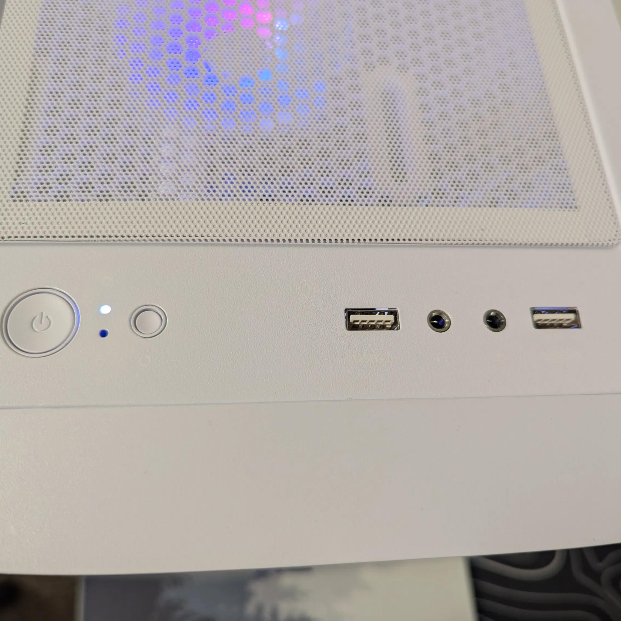 🎥Streamer Budget Series🎮 Ryzen 5 3600 ⚪ RTX 3050 ⚪ 16GB DDR4 ⚪ 512 GB M.2 ⚪ (Staple Build-White)