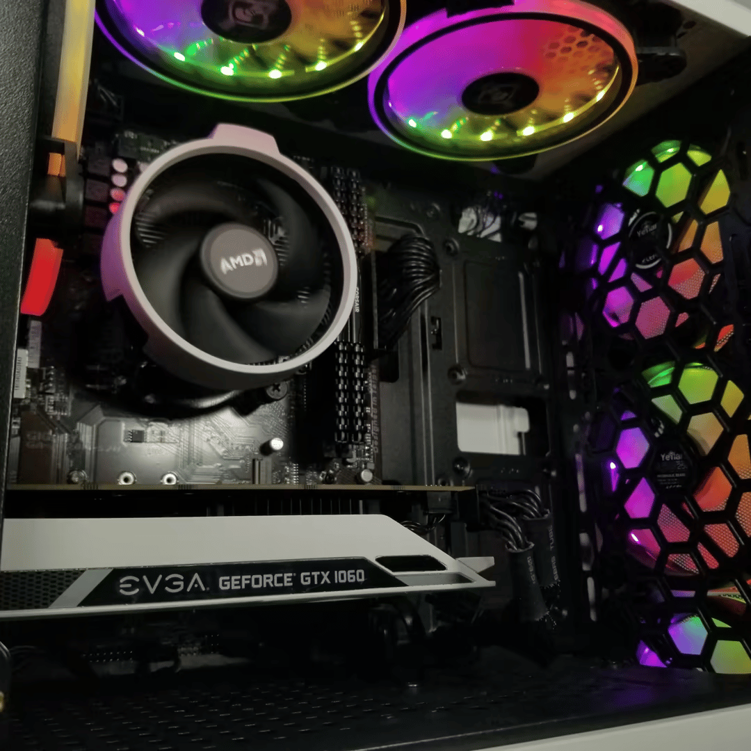 AMD Ryzen 5 2600 // EVGA GeForce GTX 1060 // Corsair LPX 16GB 3000MHz
