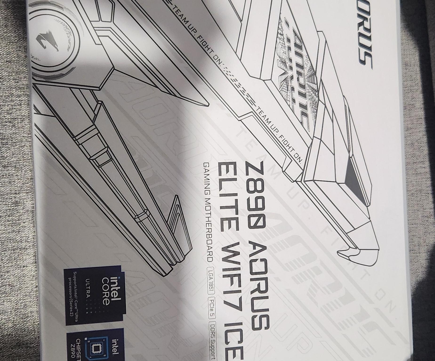 Gigabyte Z890 AORUS ELITE WIFI7 ICE