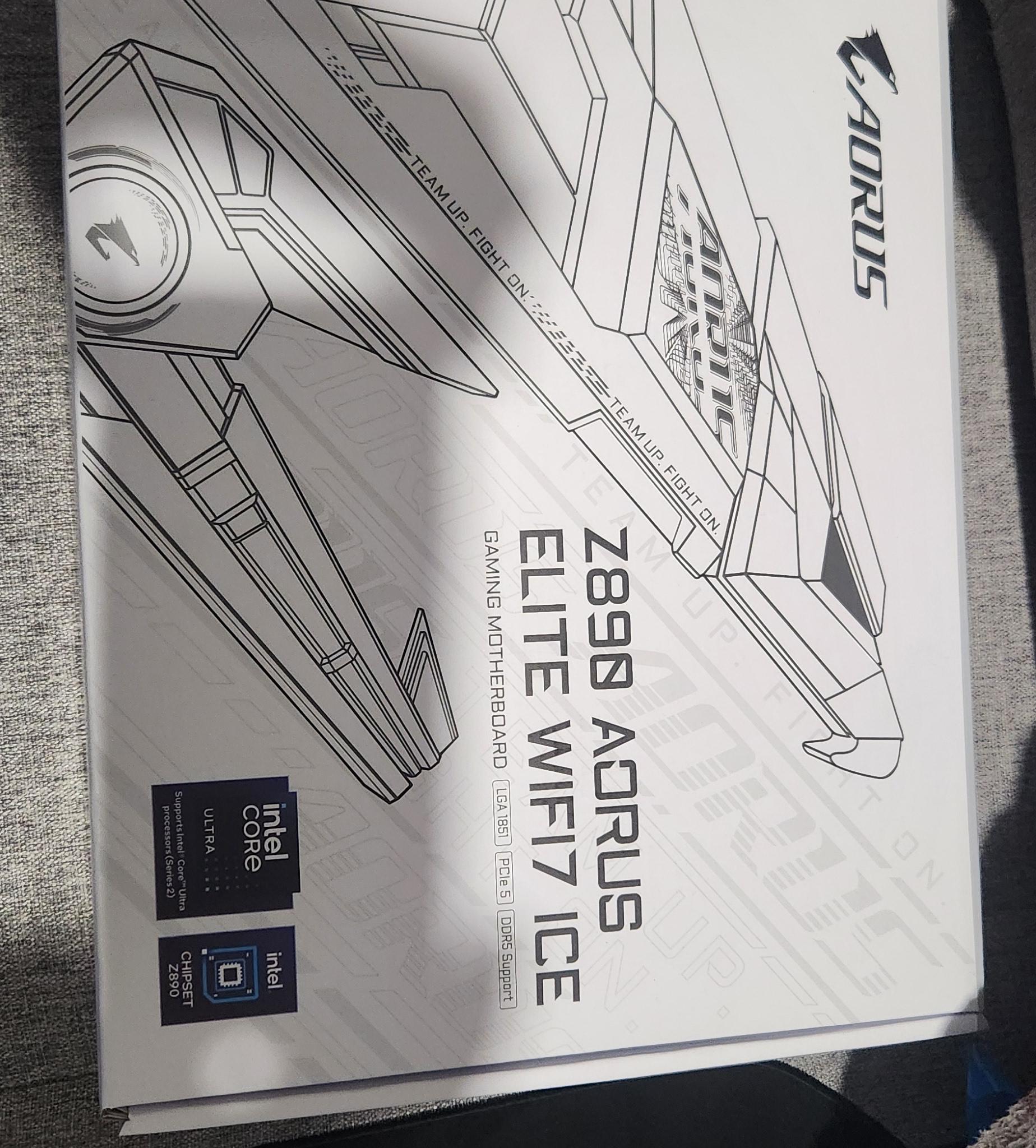 Gigabyte Z890 AORUS ELITE WIFI7 ICE