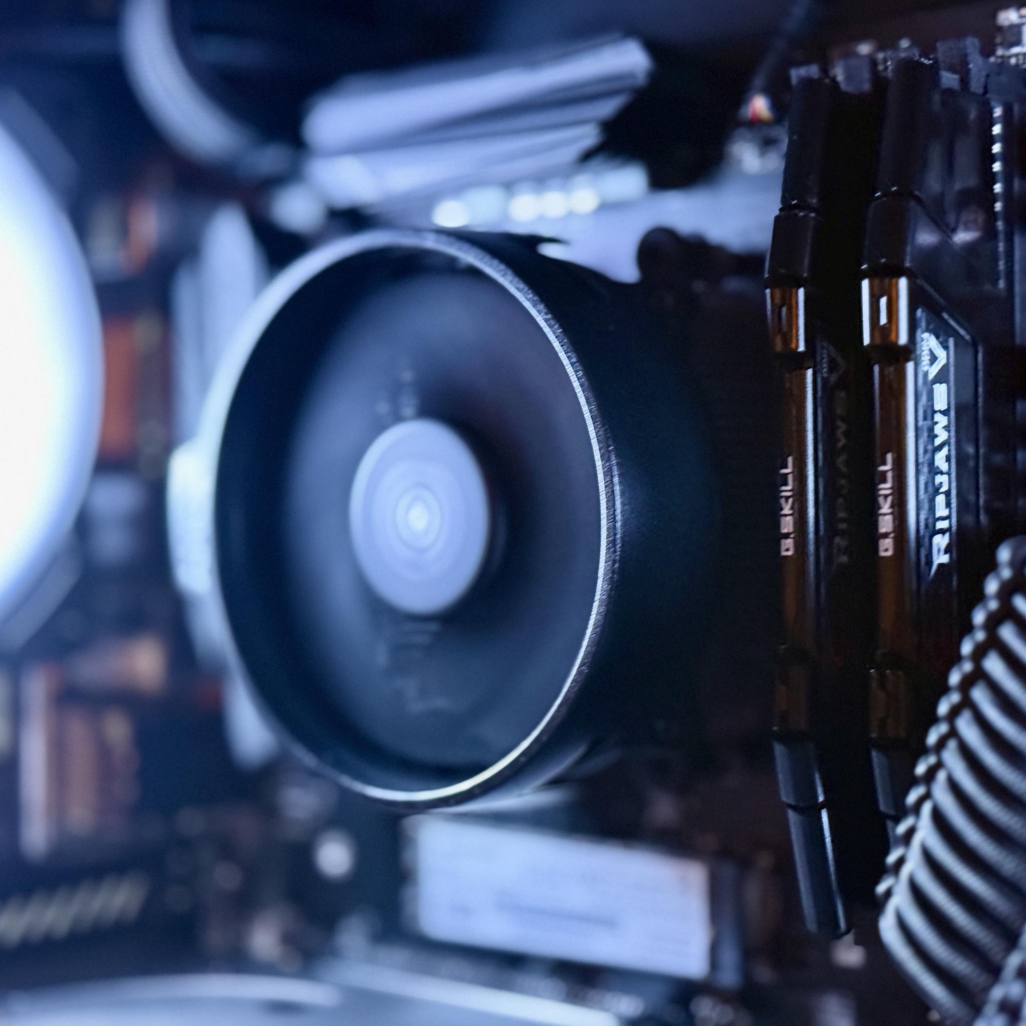👻 Ghost 👻 AMD RX 5700 XT / AMD R5 3600 / 512GB NVME / 16GB Ram / AIR Cooled / Windows 11 Pro