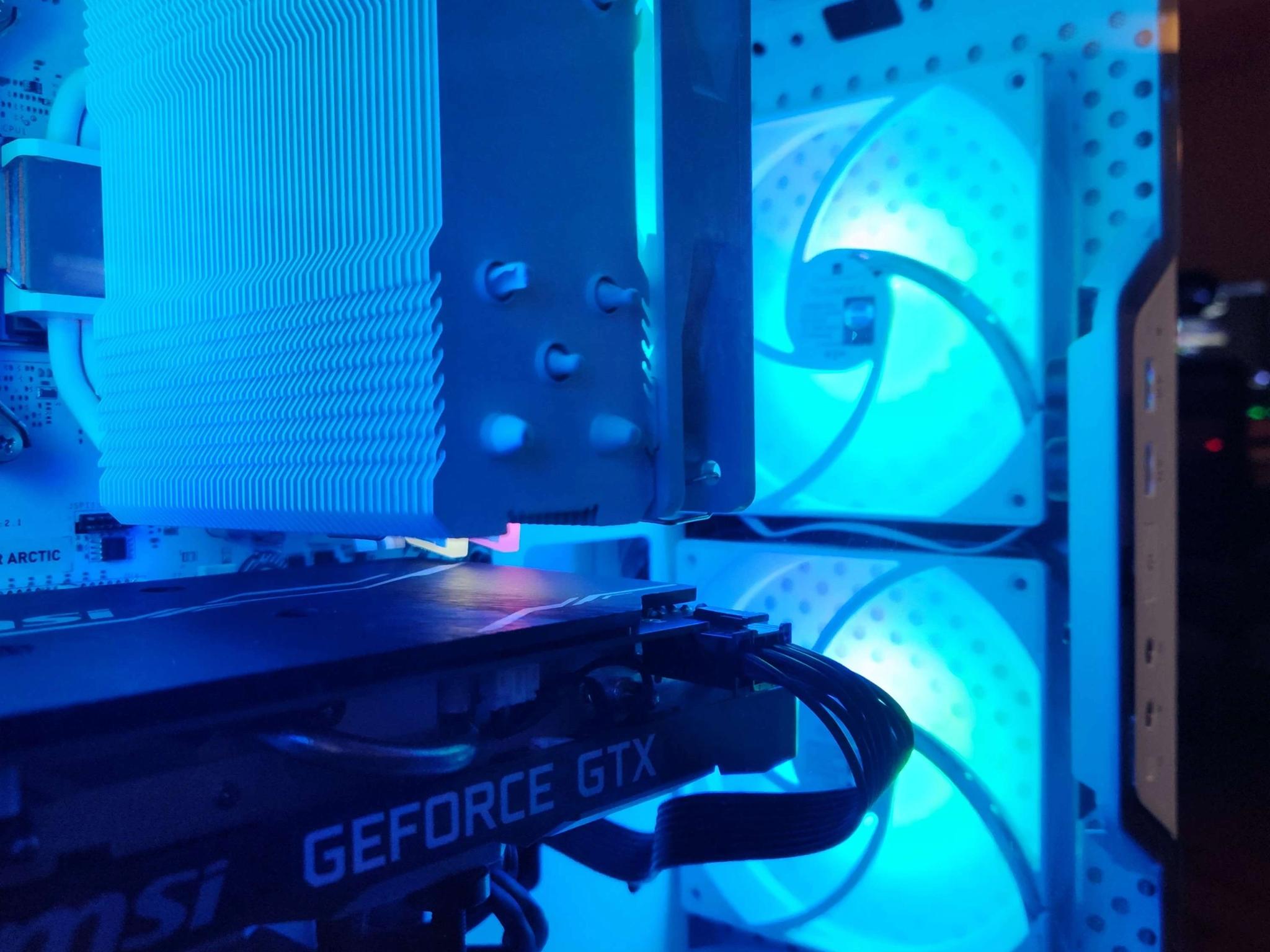 GTX 1660 Super | Ryzen 7 2700X | 16GB RAM | 1TB M.2 | RGB | Windows 11