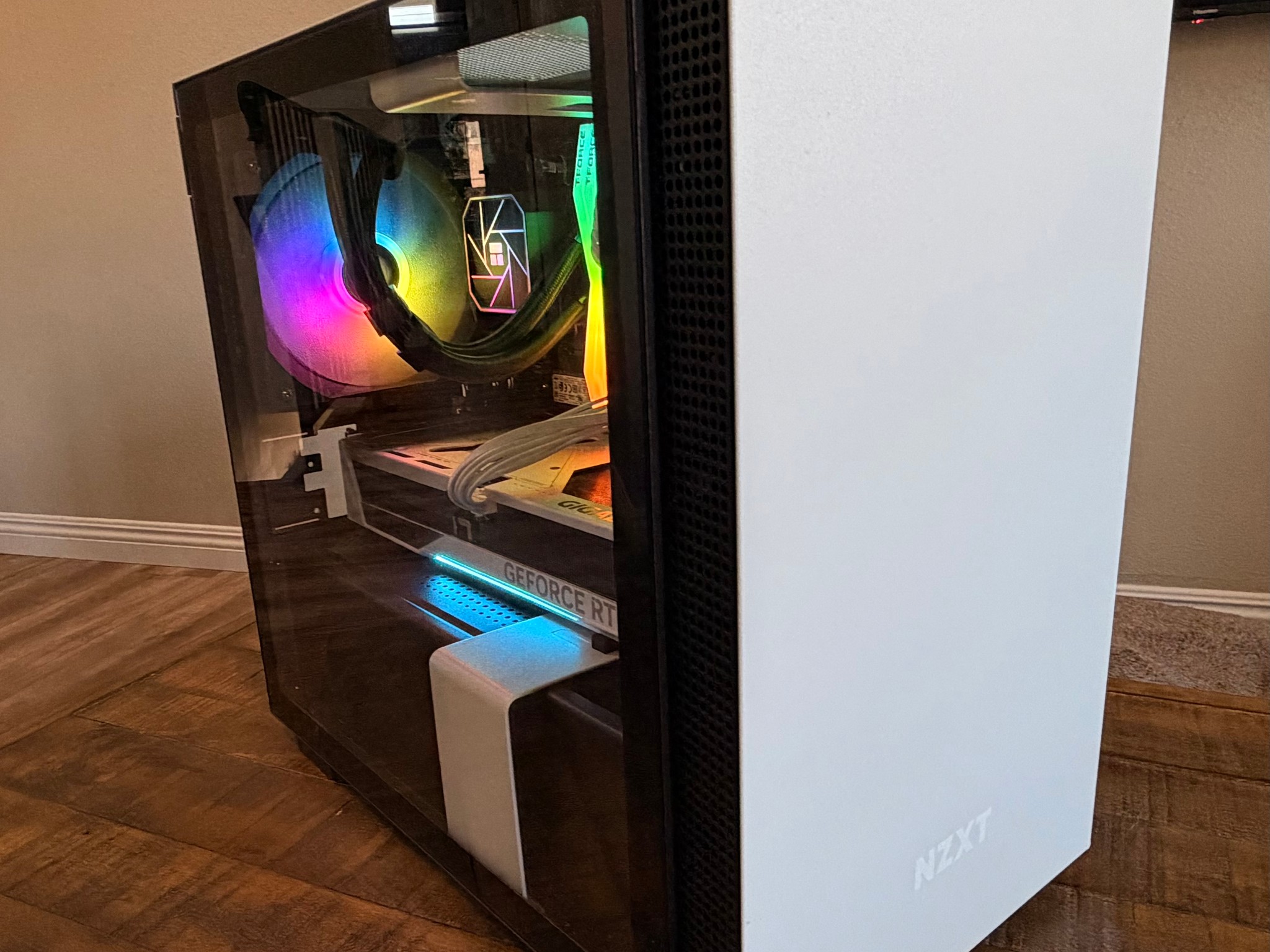 Micro ITX NZXT Gaming PC 7600X3D | RTX 5070