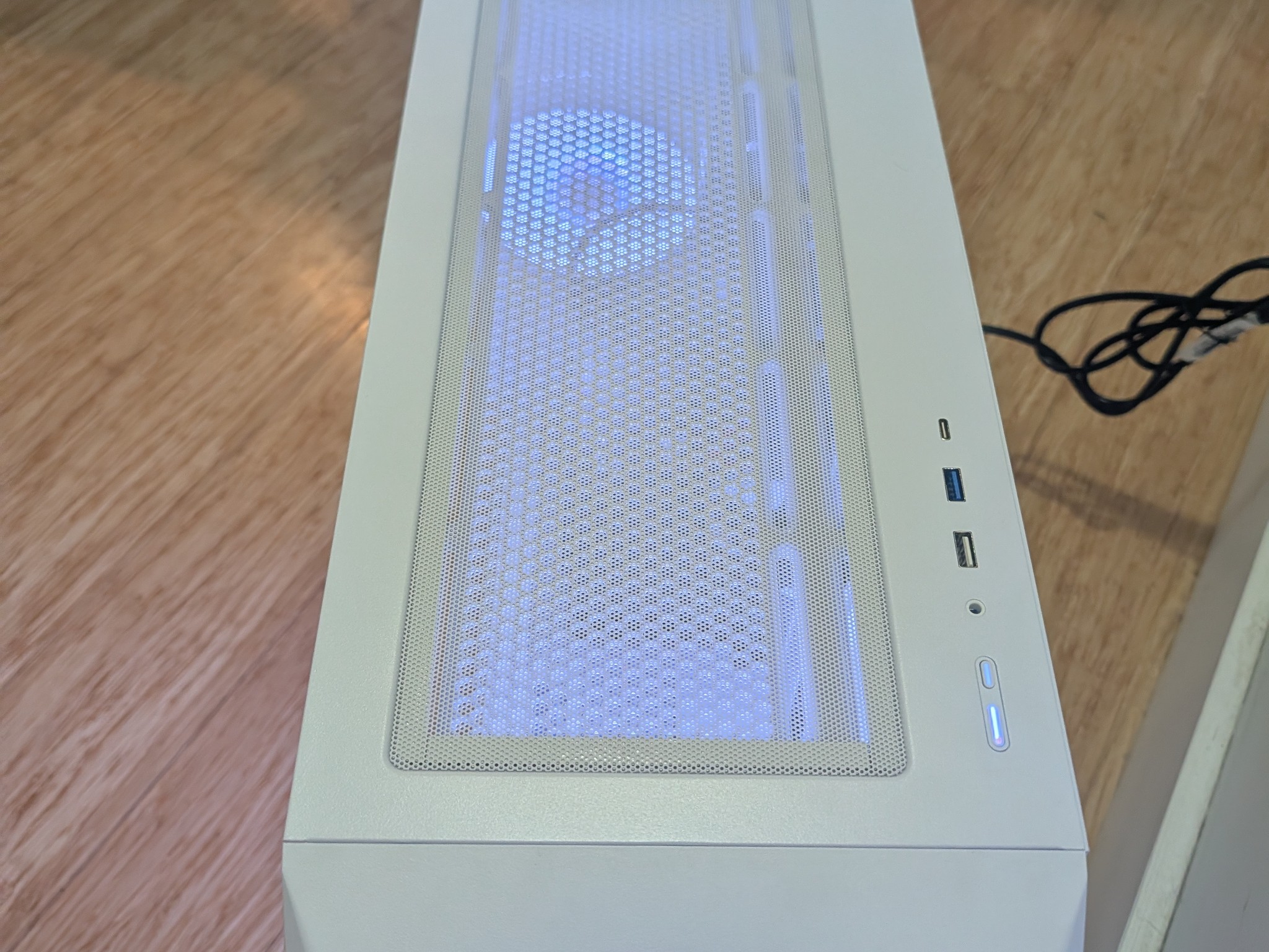 Custom gaming PC | I7 6700 | EVGA GTX 1050 TI | 16GB DDR4 | 256GB NVME | B150 | 430W Thermaltake |