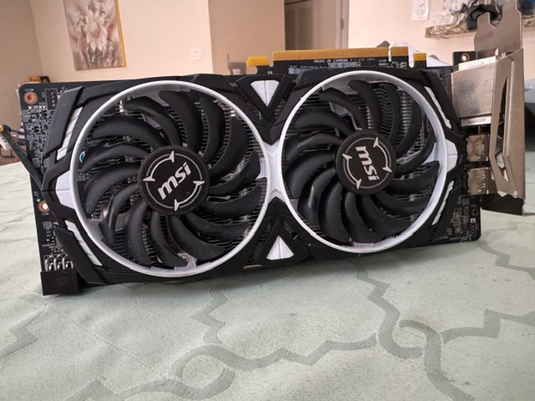 RADEON RDX 580 ARMOR 4G OC