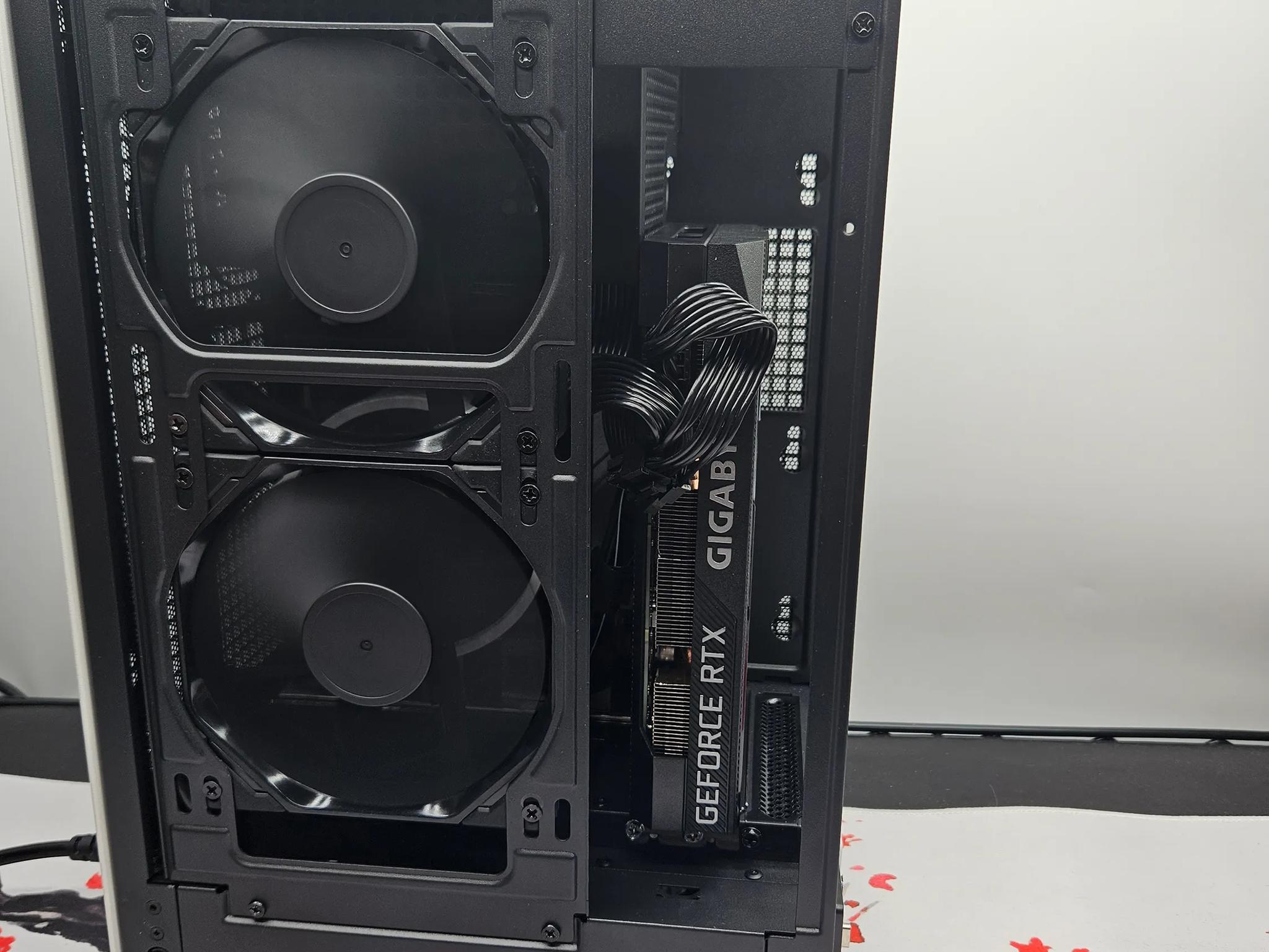 Small Form Factor SALE Ryzen 5 5500 / 16GB DDR4 / 1TB SSD / RTX 3060