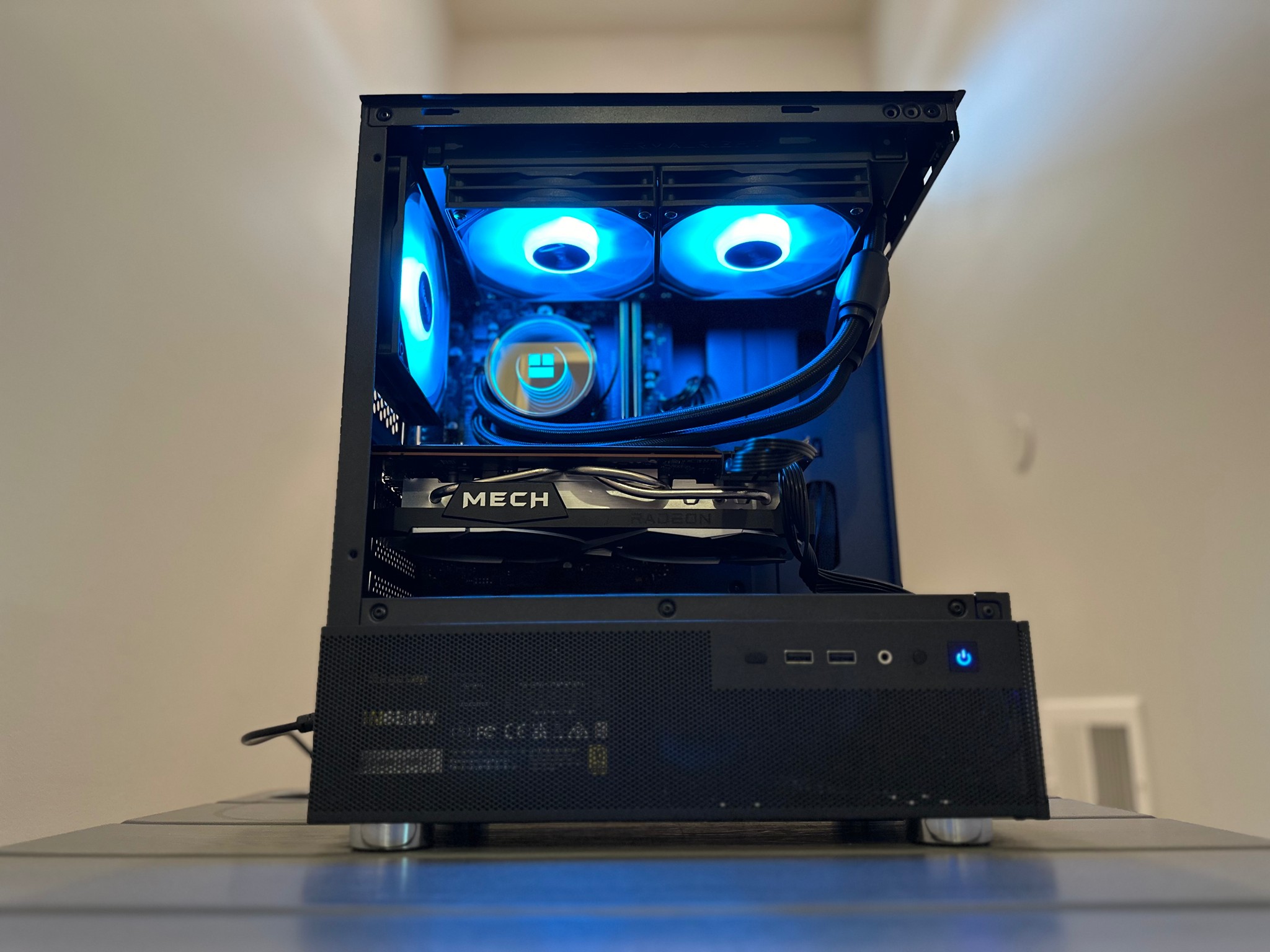 🖤🦀| RX 6700 XT 12gb, Ryzen 3500x, 32gb DDR4, 1tb SSD, AIO Cooled, WiFi Equipped Gaming PC