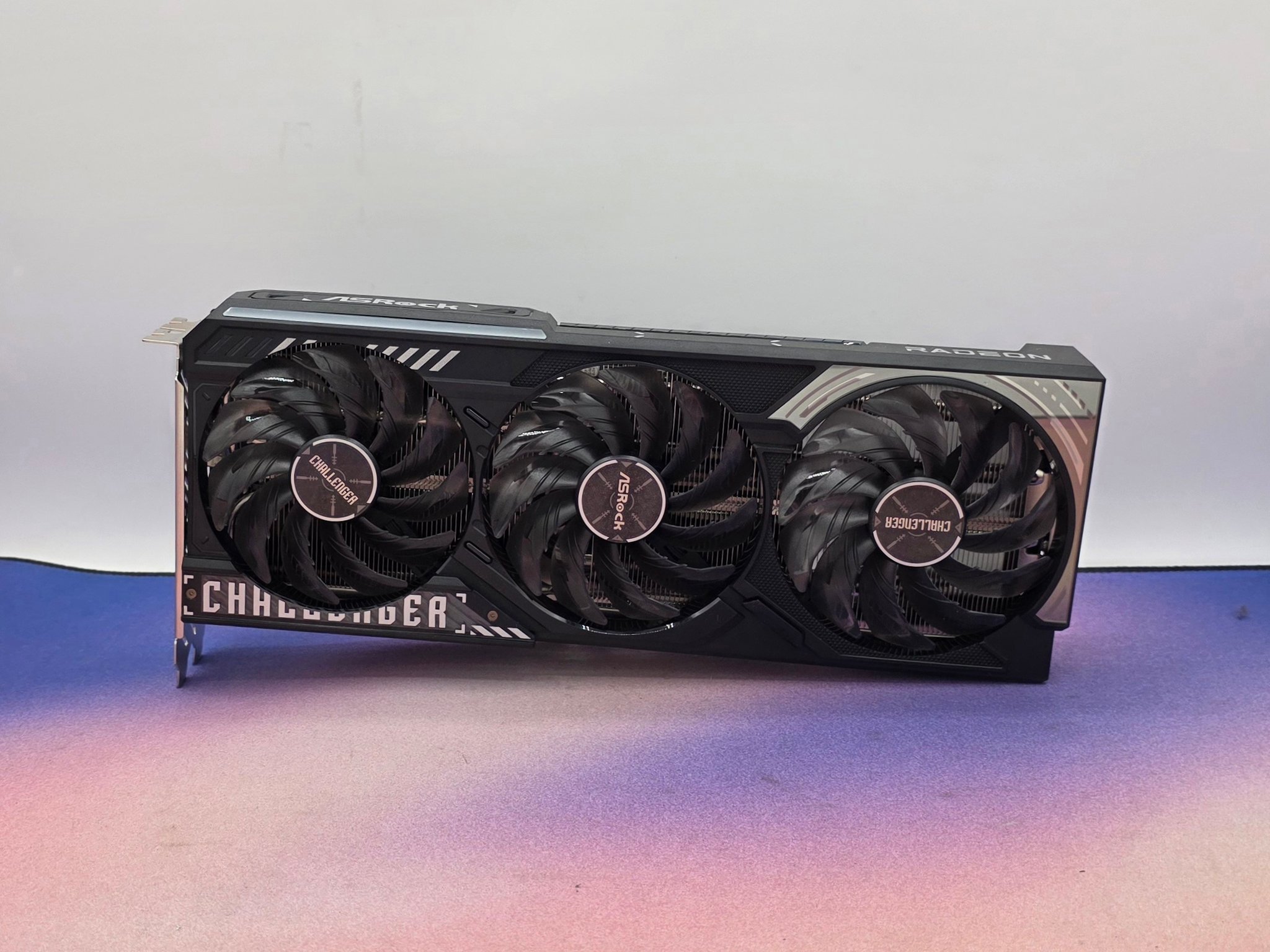 ASRock Challenger RX 9070