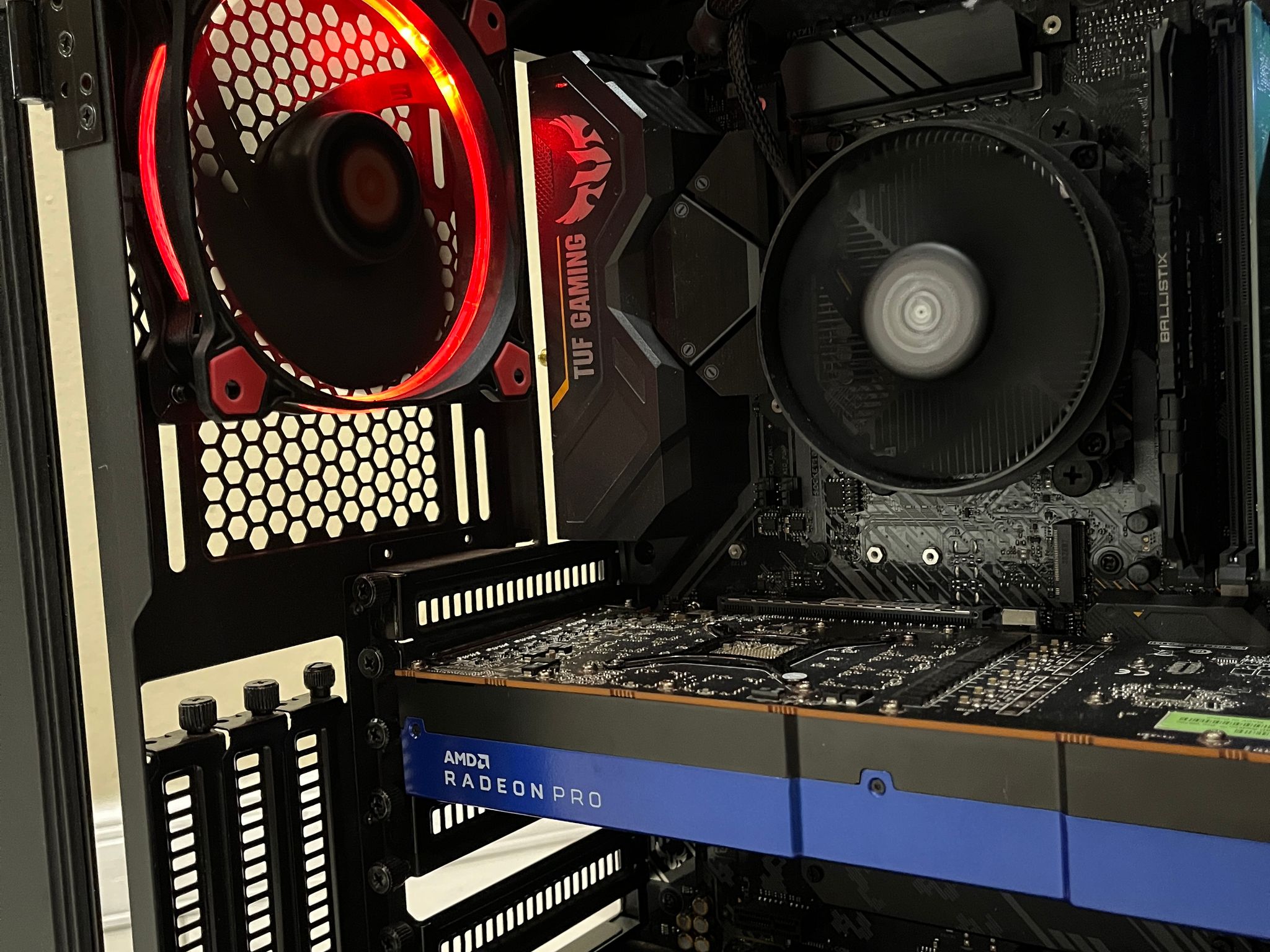 🟠🔥AMD Ryzen 5 3600, AMD W5700 8GB, 12GB RAM, 500 GB SSD, High Performance Workstation Gaming PC 🖥️🟢