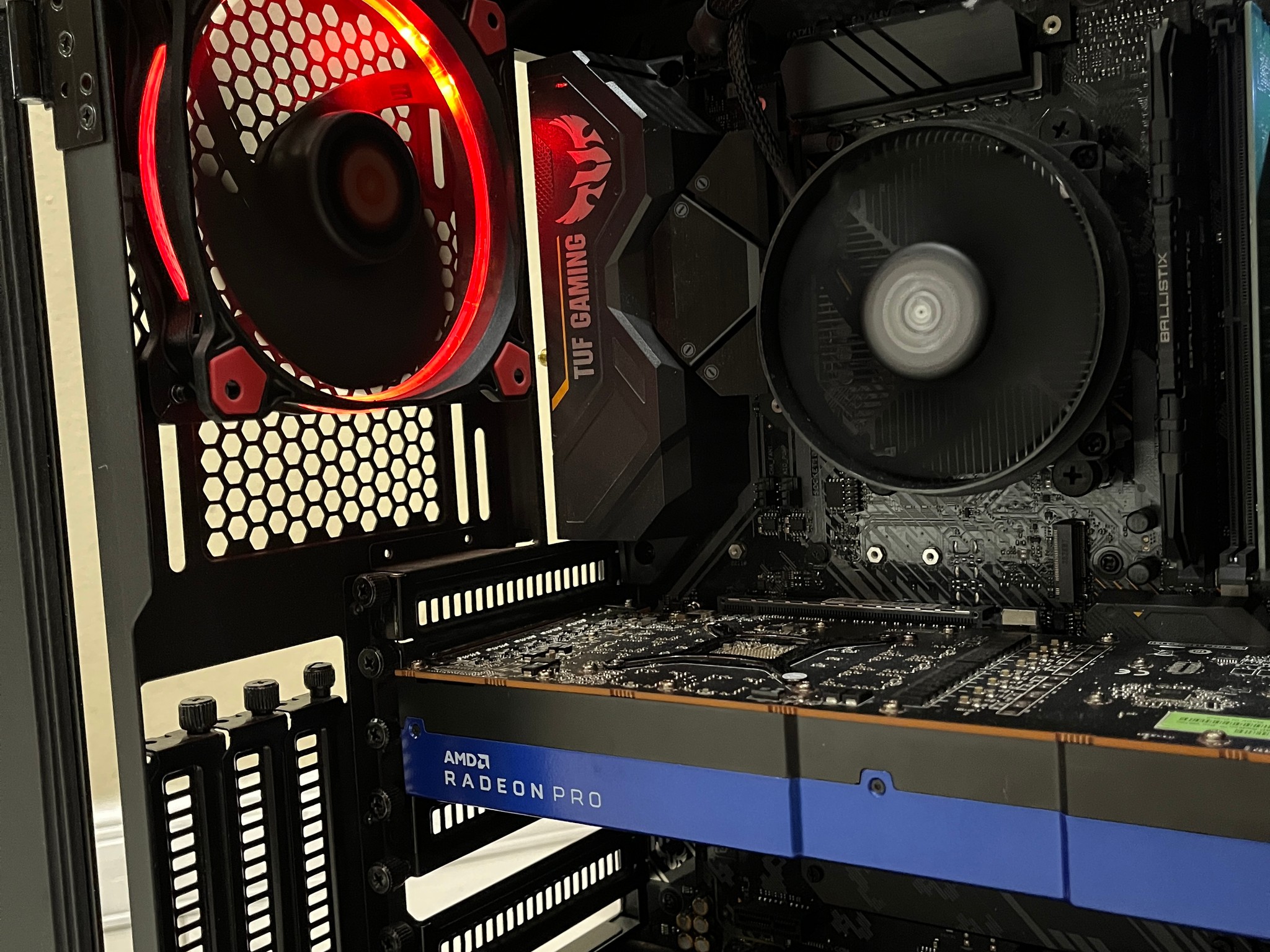 🟠🔥AMD Ryzen 5 3600, AMD W5700 8GB, 12GB RAM, 500 GB SSD, High Performance Workstation Gaming PC 🖥️🟢