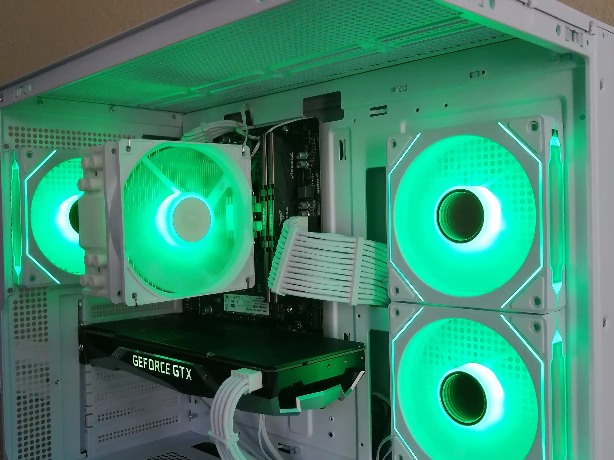 NVIDIA GTX Gaming PC! Clean White Build with Ryzen 5