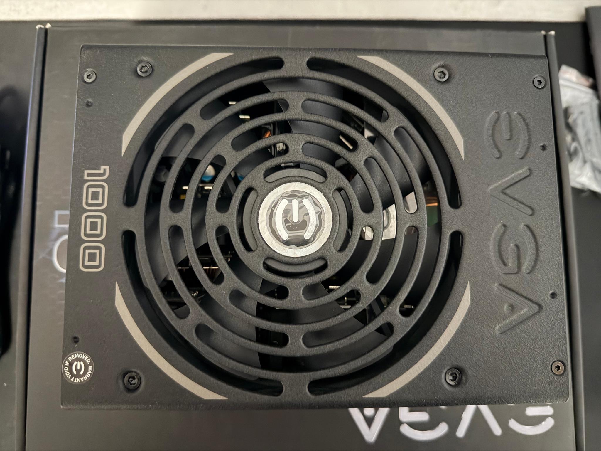 EVGA Supernova 1000 P2 80 Platinum Fully Modular