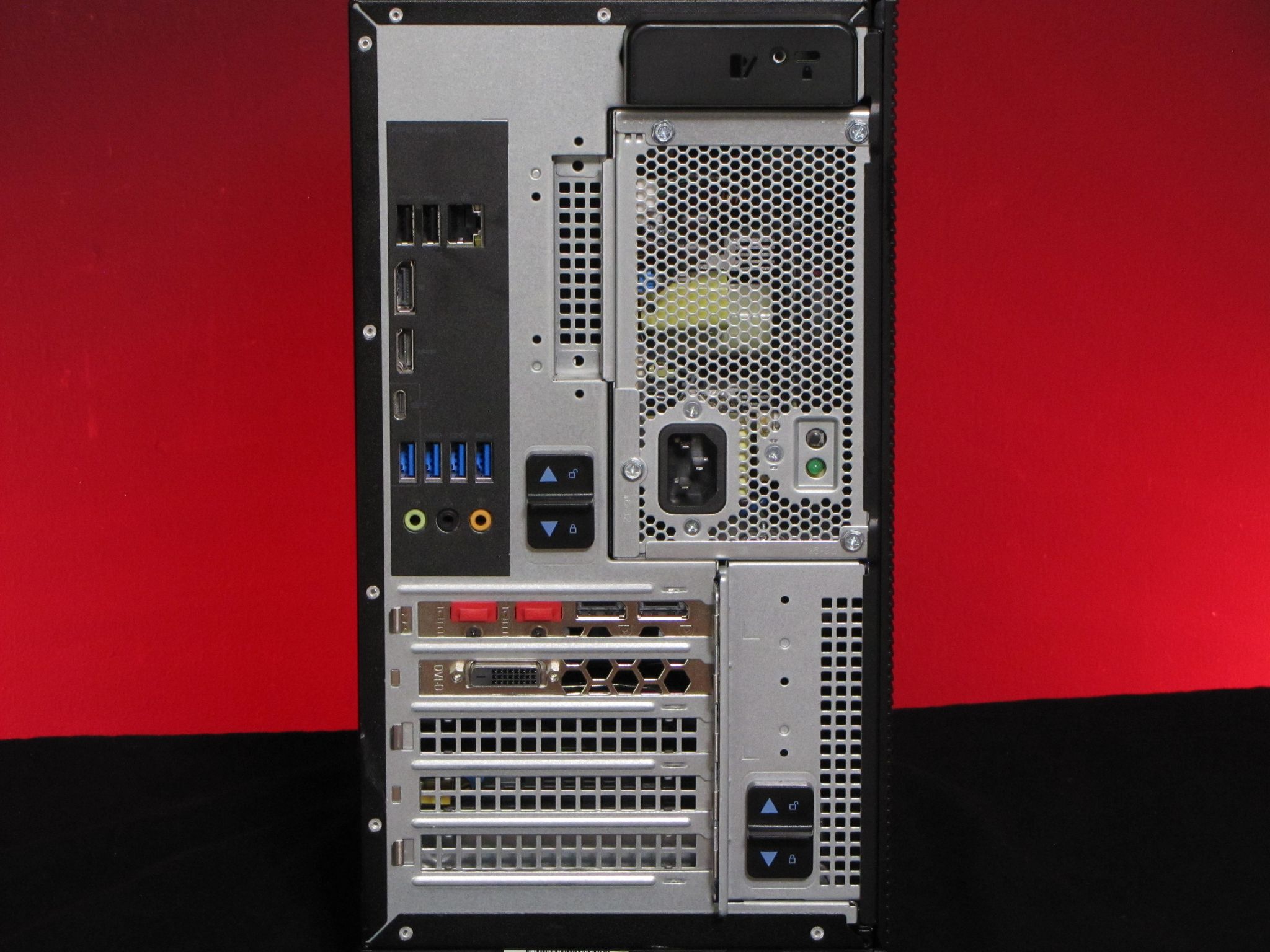 Dell XPS 8930 Gaming PC, i5-9600k, MSI RX 580 8GB, 16GB RAM, 256gb SSD, 1TB HDD