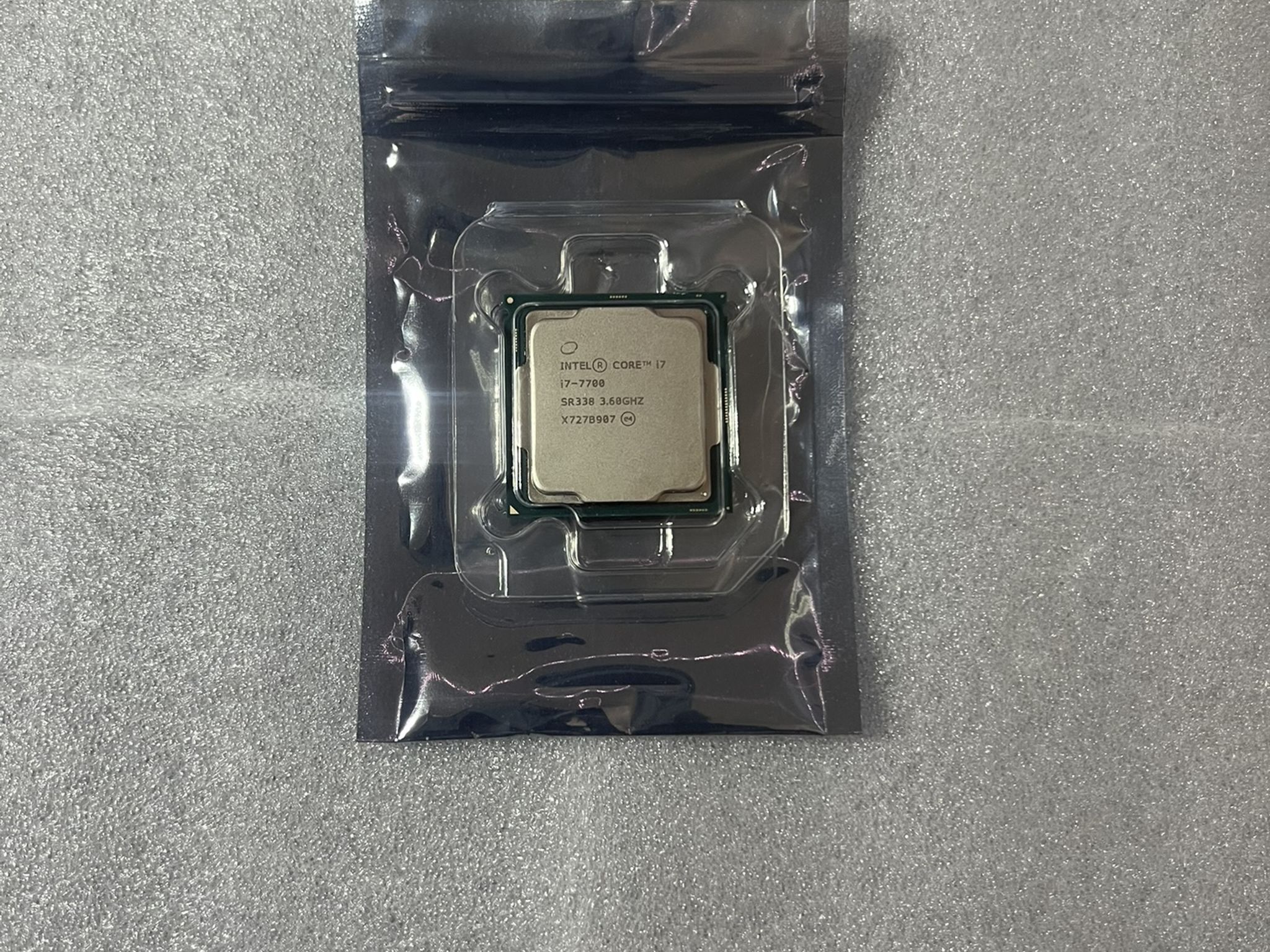 Intel i7 7700