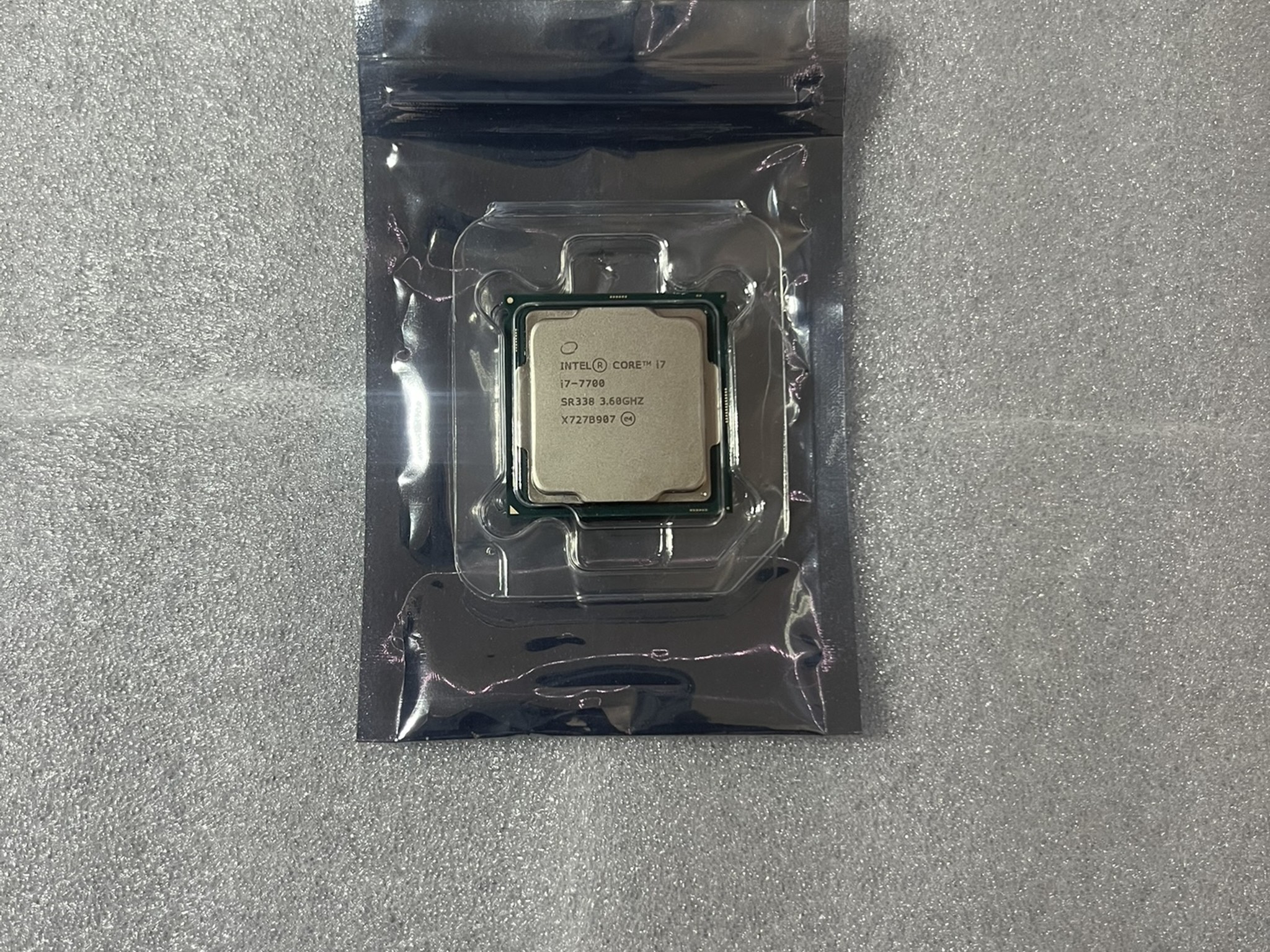 Intel i7 7700