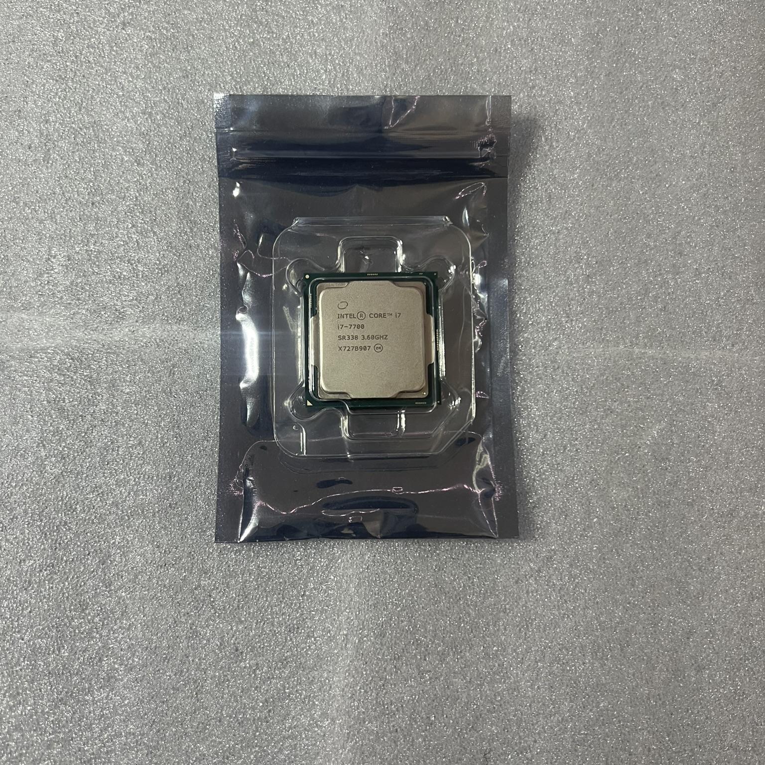 Intel i7 7700