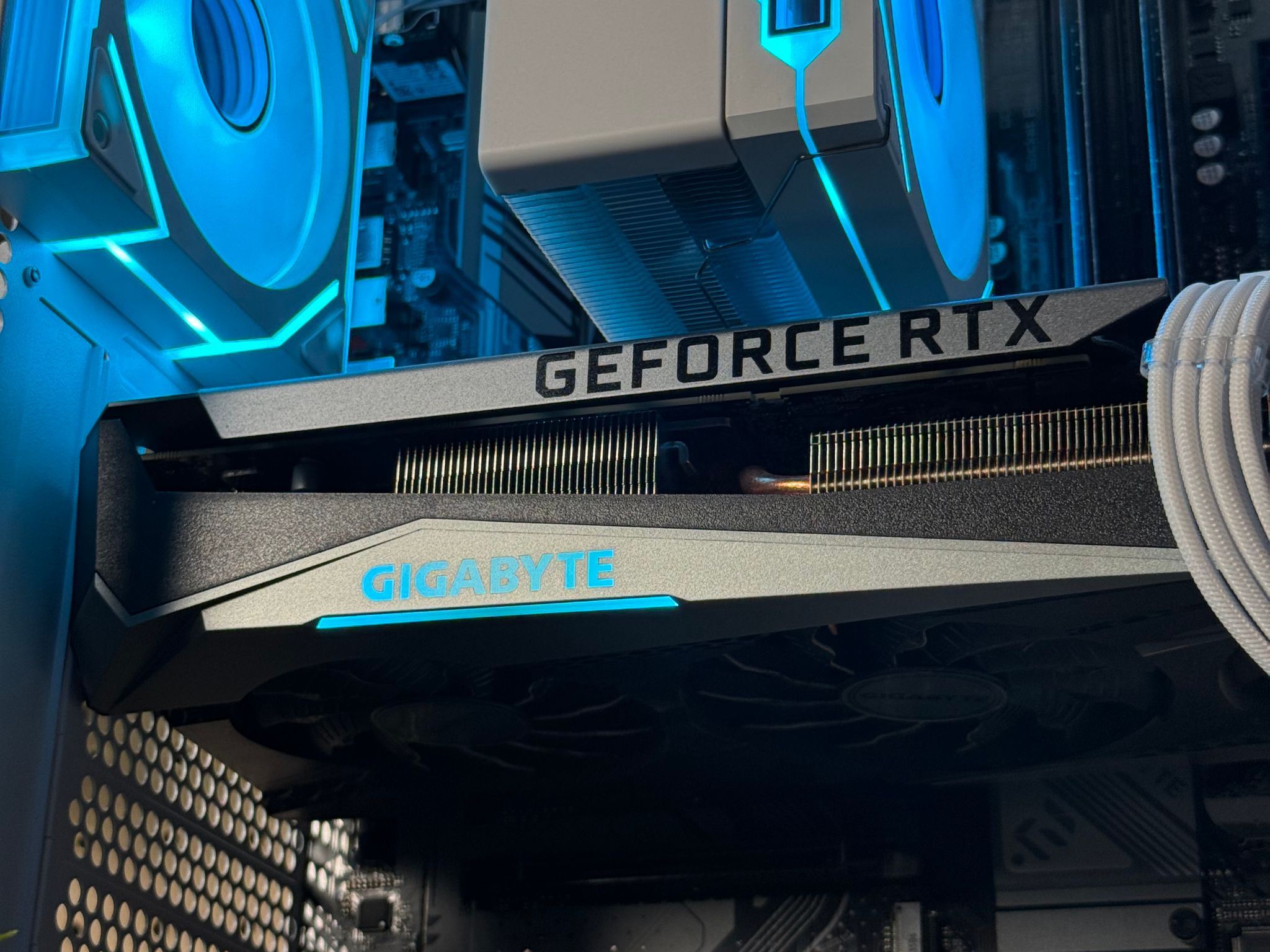 Pristine Gaming PC | RTX 3070 Ti | Ryzen 7 3700x | 16GB DDR4 | 1TB | Windows 11