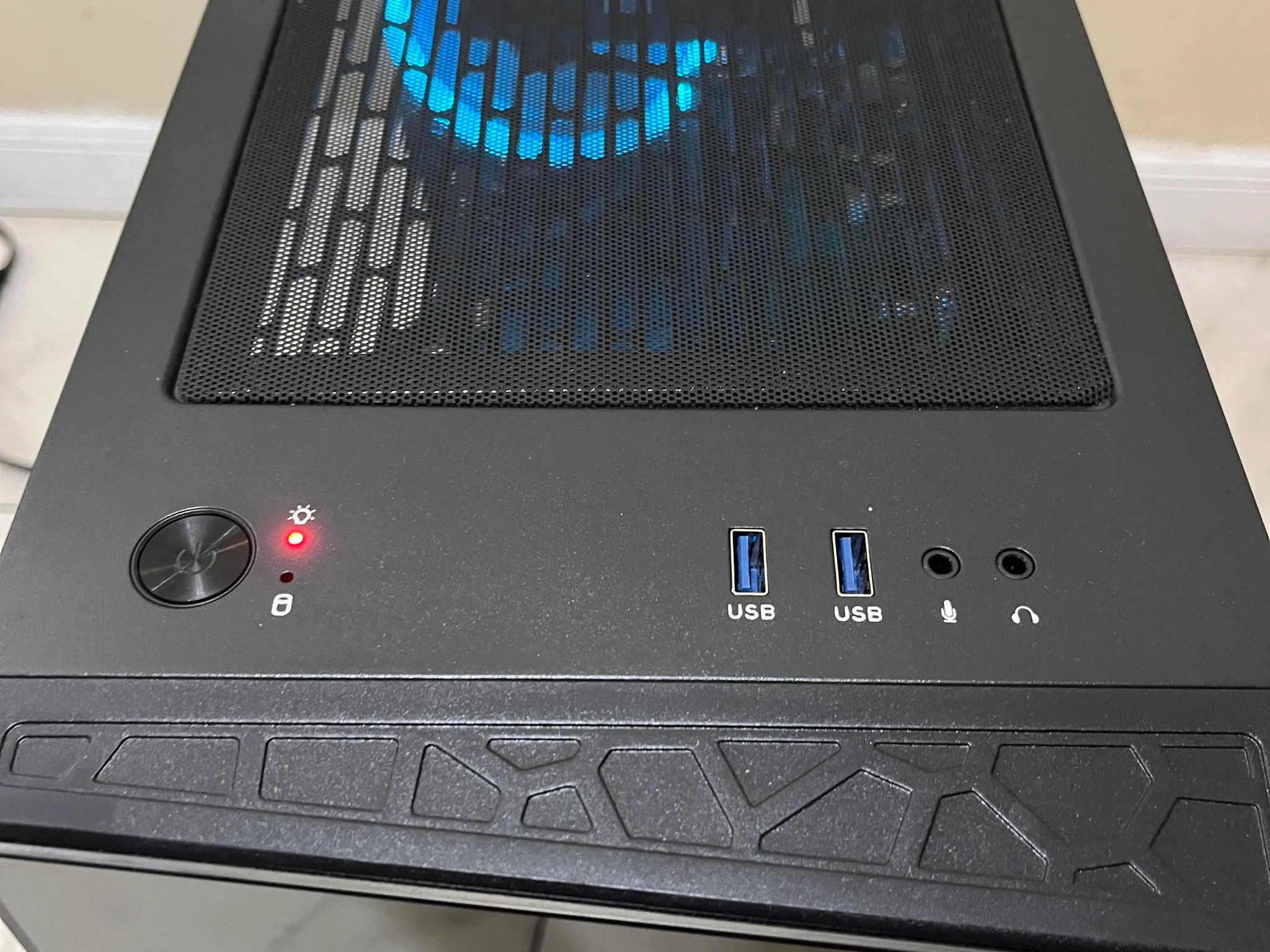 🟠🔥NVIDIA GTX 1080, Intel i7-8700, 16GB RAM, 1.6 TB Storage, High Performance Gaming PC w/ RGB Remote