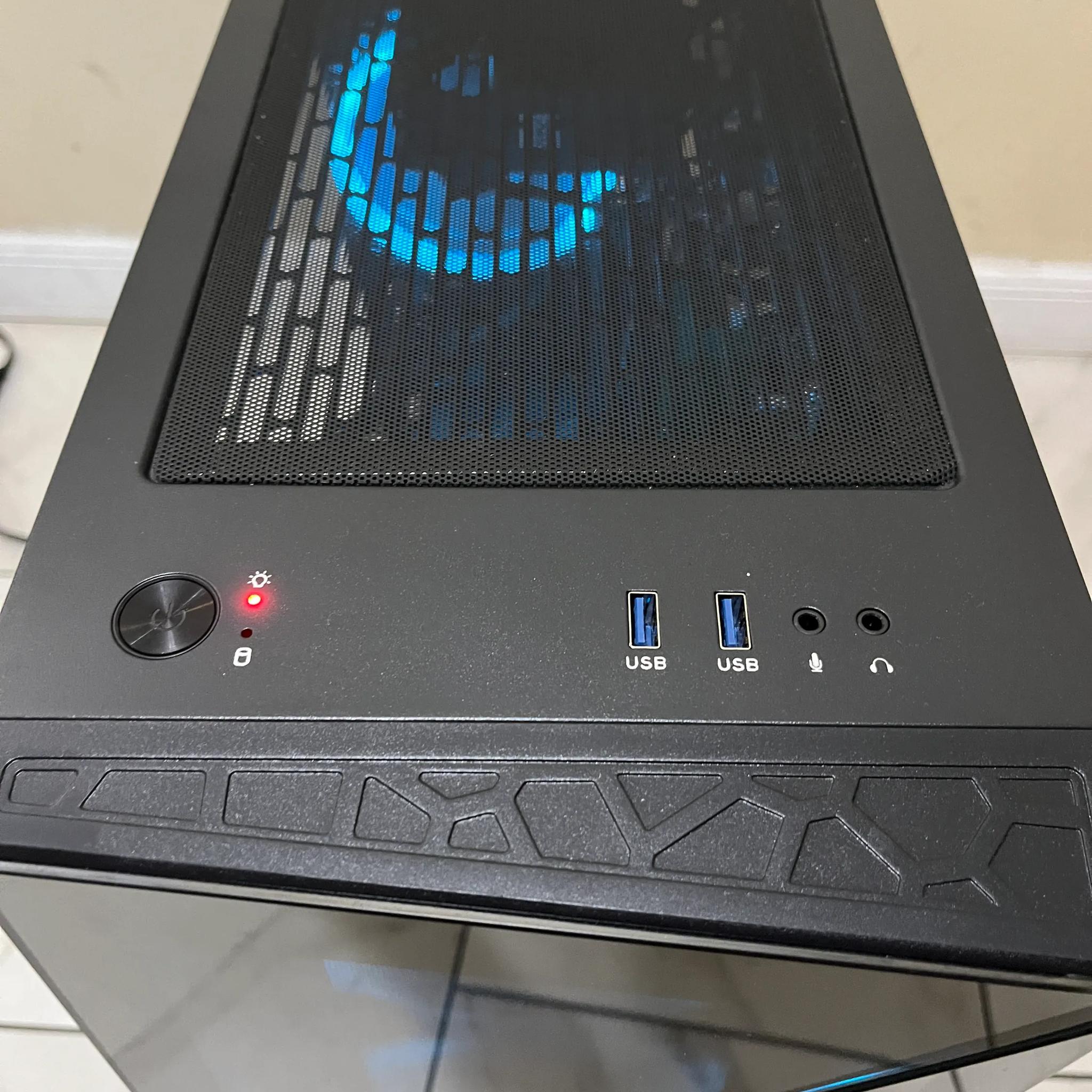 🟠🔥NVIDIA GTX 1080, Intel i7-8700, 16GB RAM, 1.6 TB Storage, High Performance Gaming PC w/ RGB Remote