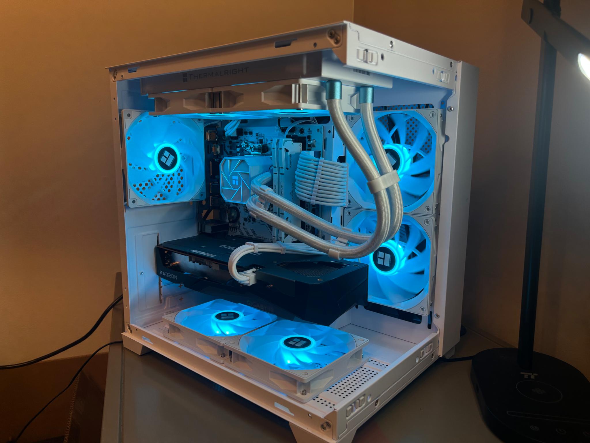 ❄️⚪️1440p Liquid-Cooled Gaming PC⚪️❄️