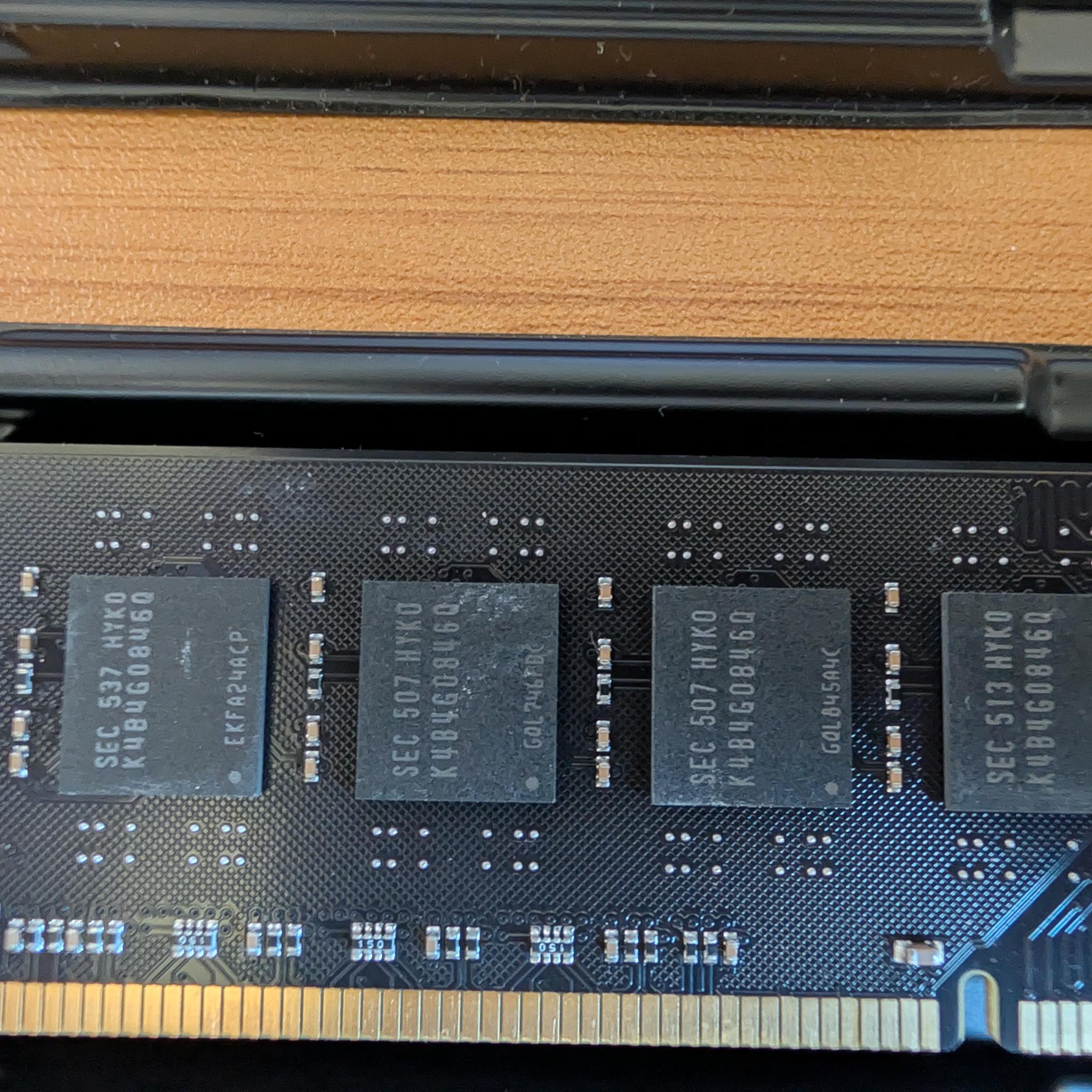 Samsung OEM 32GB (4x8GB) DDR3-1600 | Black PCB | Tested & Fully Functional