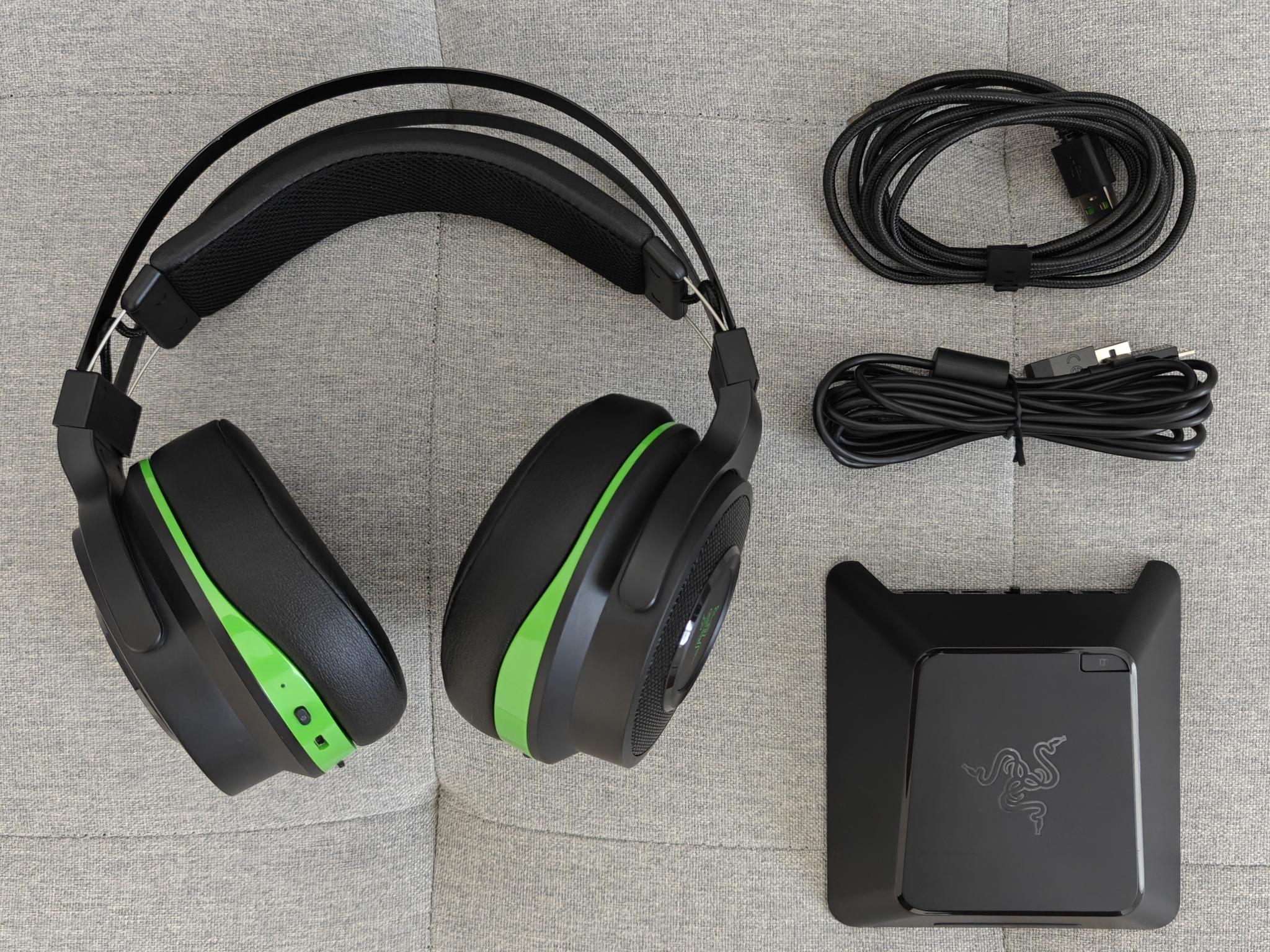 Razer Thresher Ultimate Wireless Dolby 7.1 Headset + Audio Hub PC/XBOX