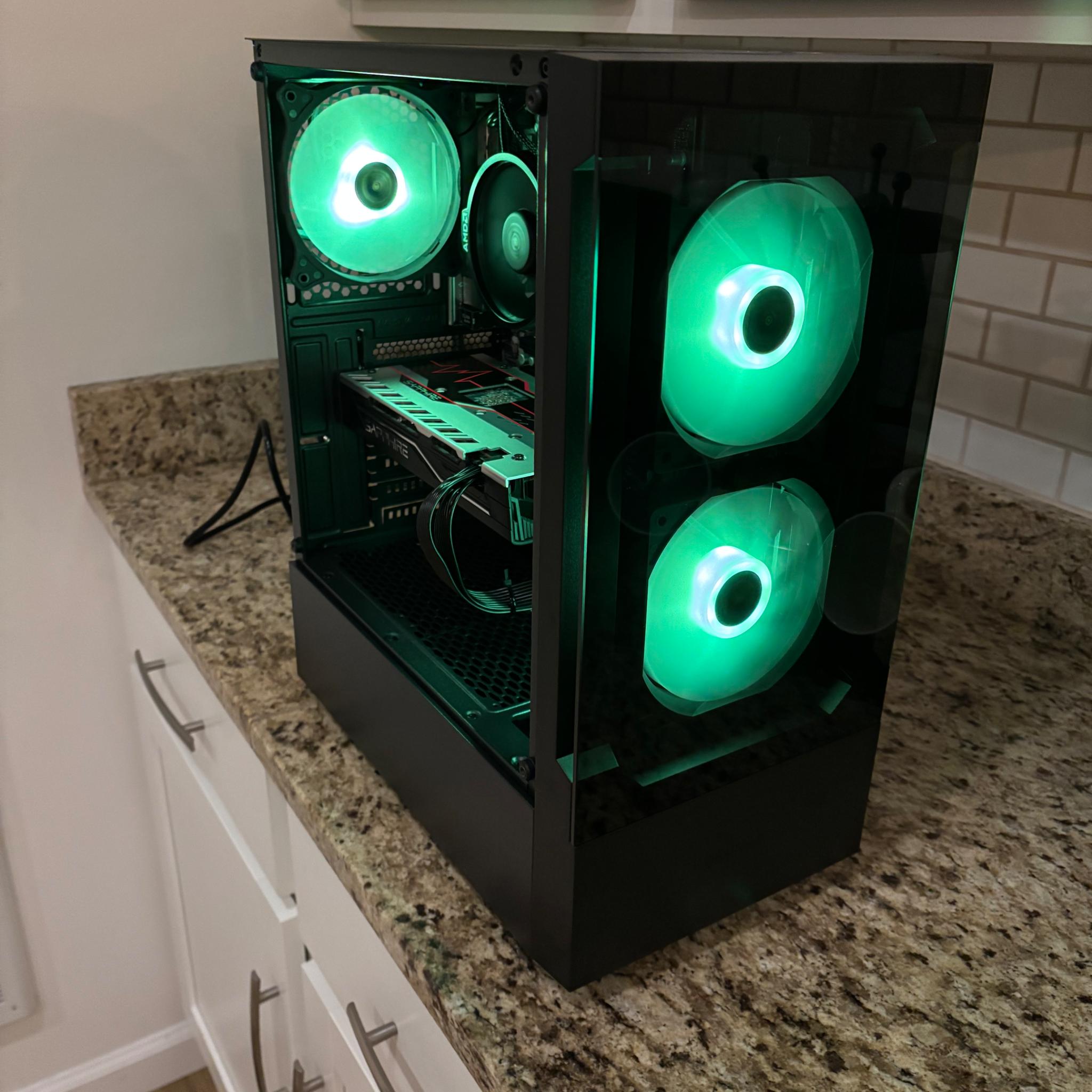 AMD Ryzen 5 4500, Radeon RX 580 8GB, 16GB DDR4 3200MHz, 512GB NVMe, B450 MOBO, ARGB Fans, WiFi Ready