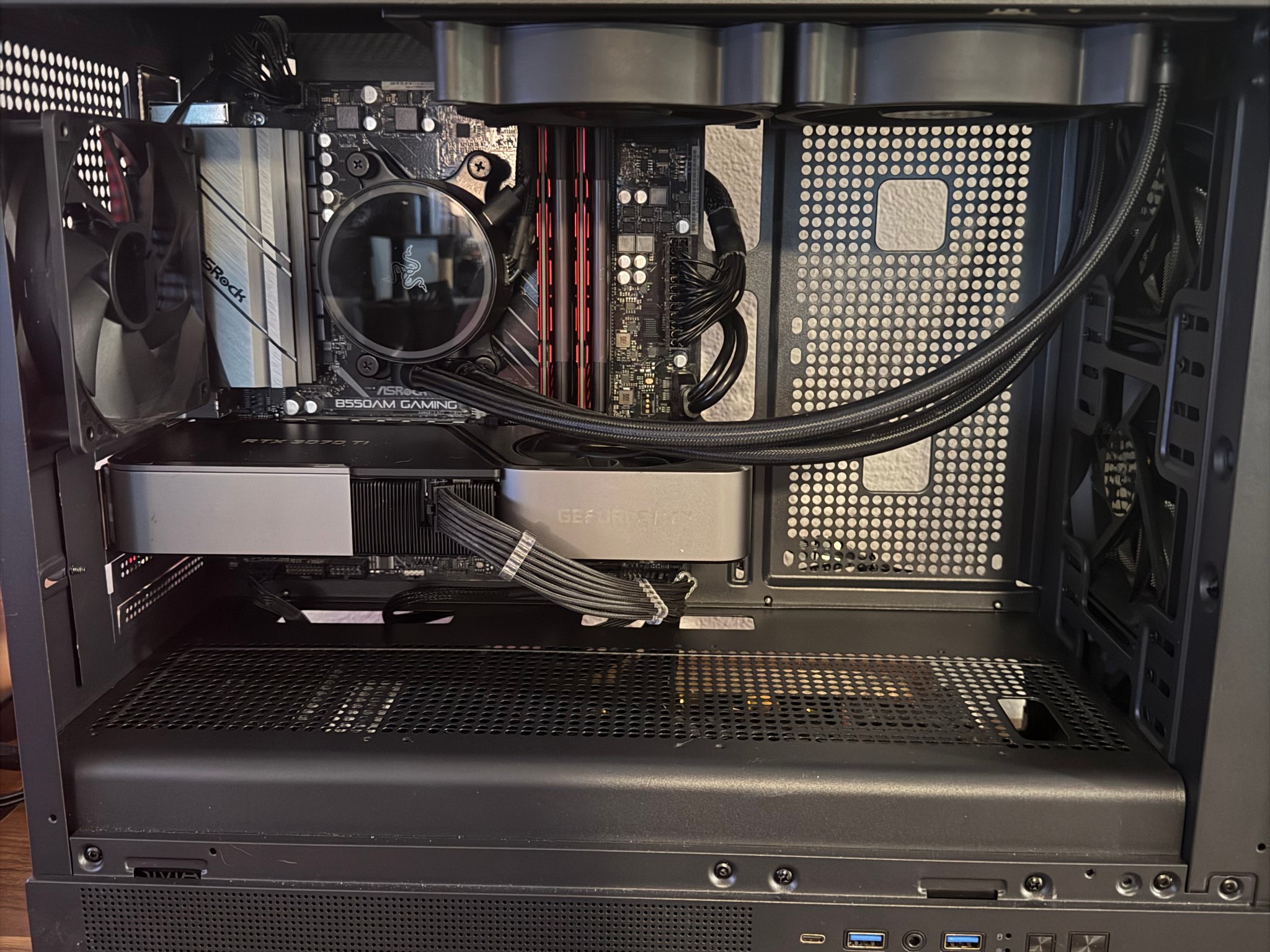 GeForce RTX 3070 Ti Custom Gaming PC - Ryzen 7 5800X, 1TB SSD
