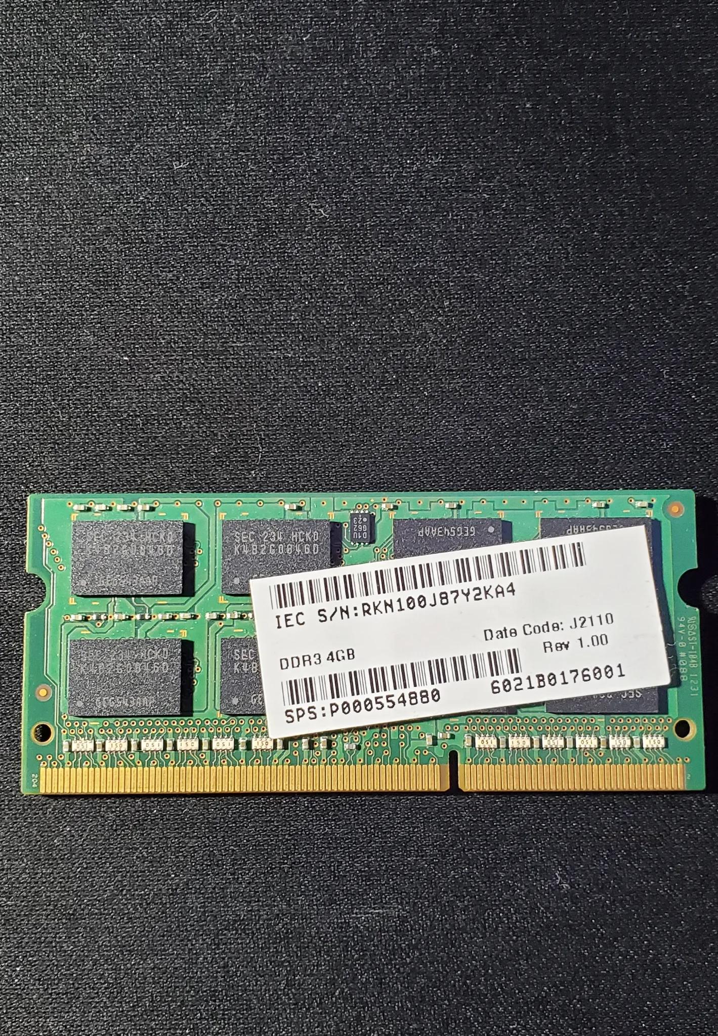 Samsung 4GB DDR3 PC3-12800 1600MHz 204-Pin SODIMM Laptop Memory Module RAM. Model M471B5273DH0-CK0