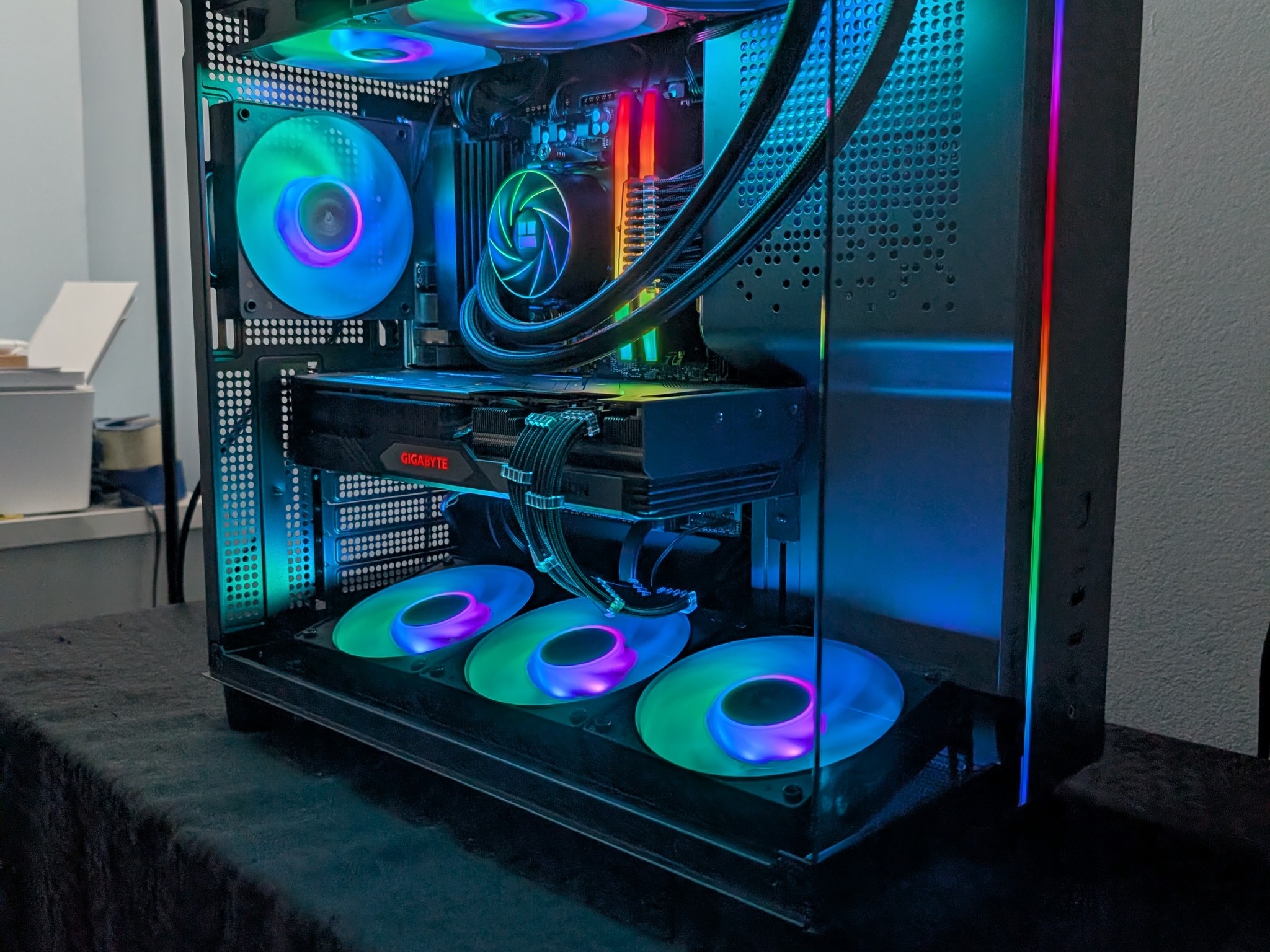 Ryzen 5 7500x3d-RX 7800 XT 16GBvram-32GB DDR5 6000-1 TB NVME Gaming PC