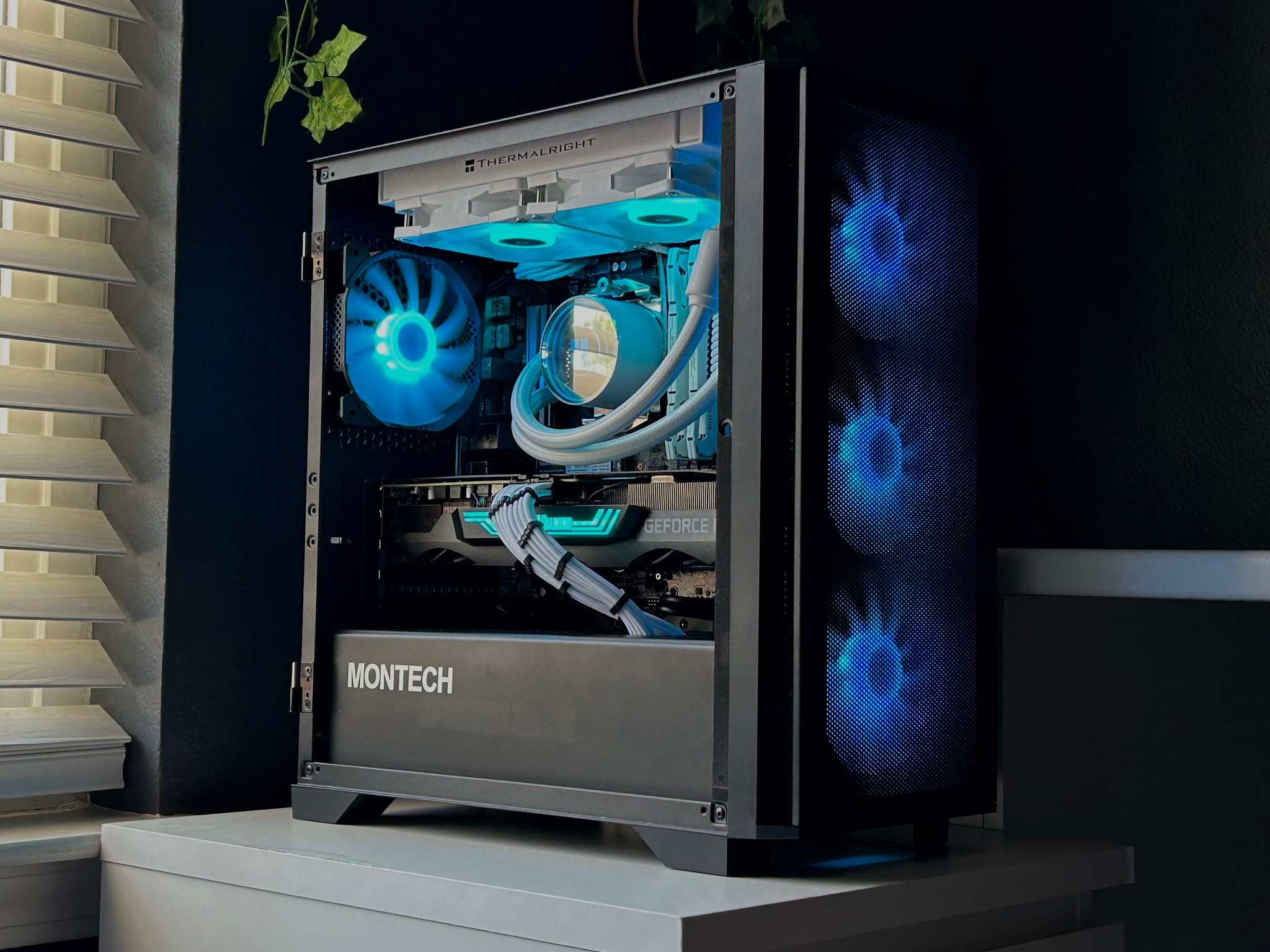 ⚫⚪🔵 Gaming PC | RTX 3070 Ti // Ryzen 7 5800x // 32GB DDR4 // 1TB NVME