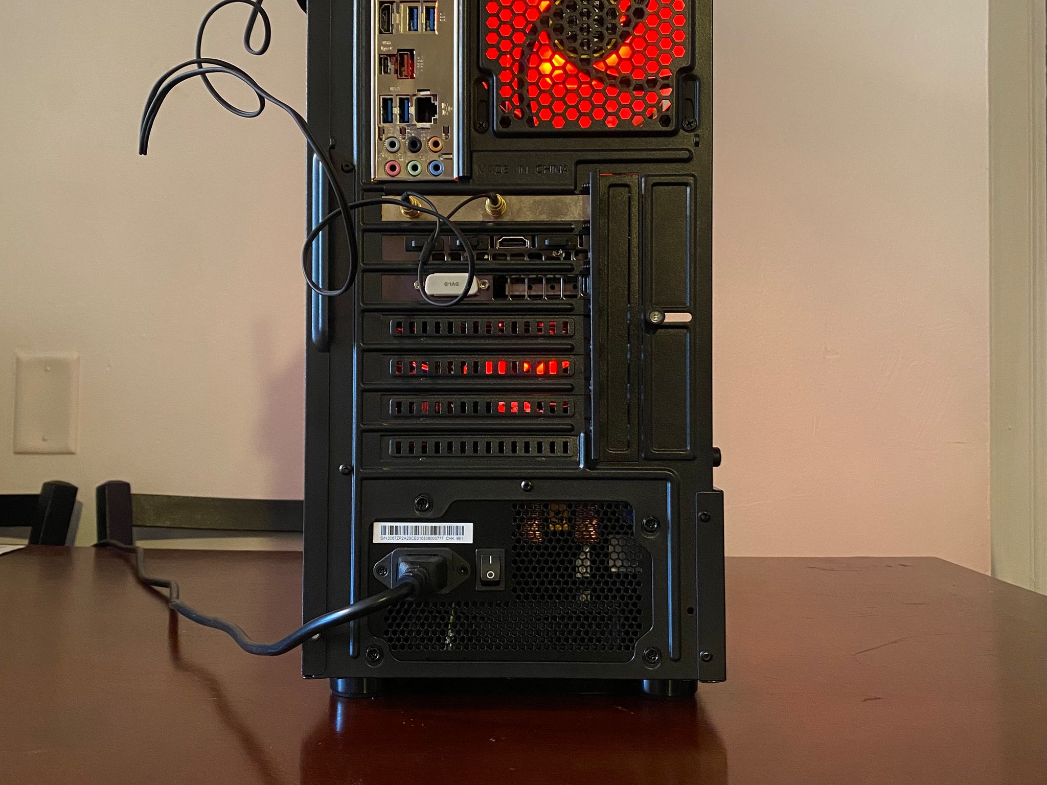 Water Cooled | i7 8700 | GTX 1080 | 32 gb ram
