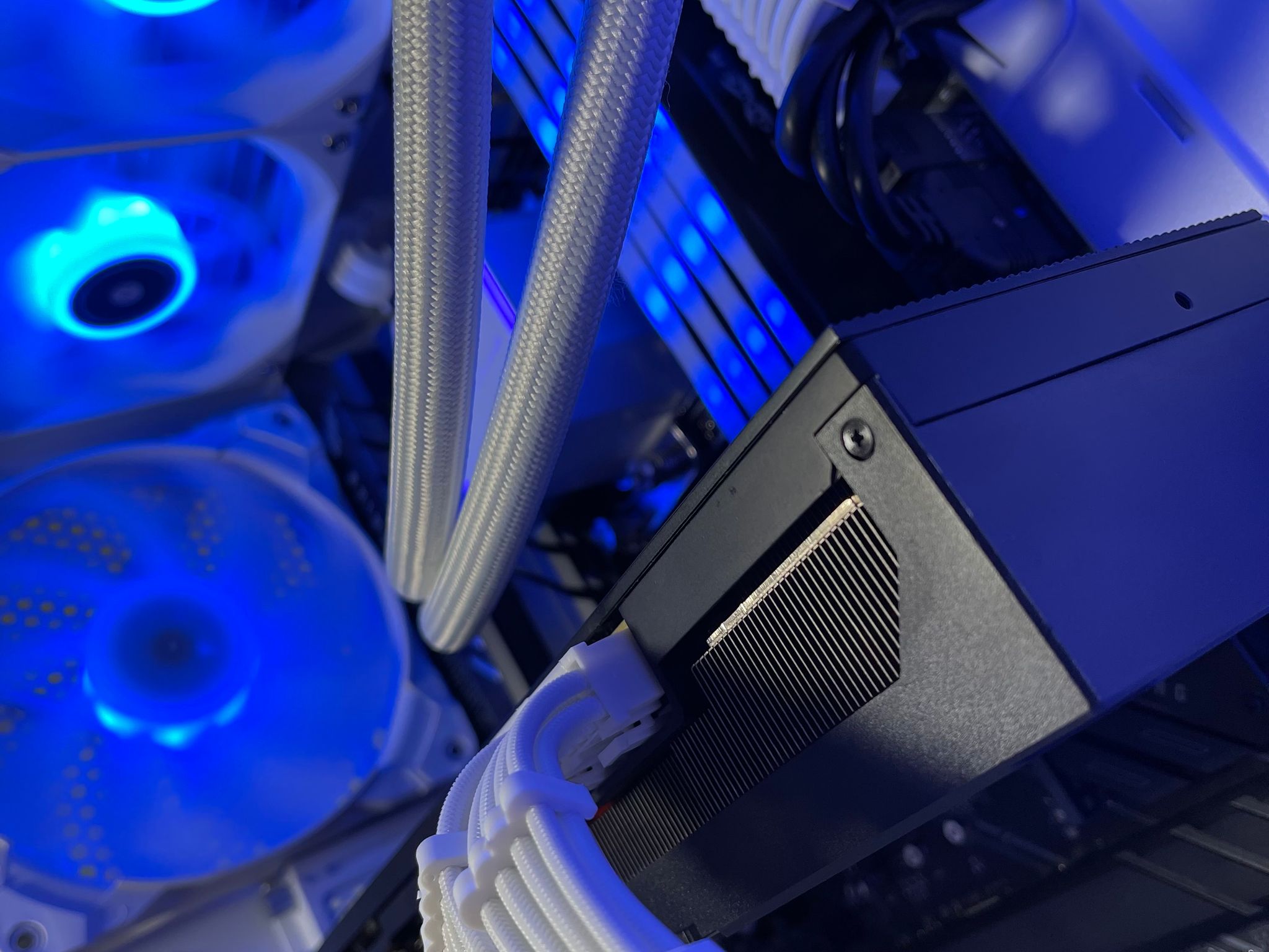 Gaming PC | INTEL i9 12900K | RTX 3080 10GB| 32GB DDR4 3200 C16 | 2TB GEN4 SSD