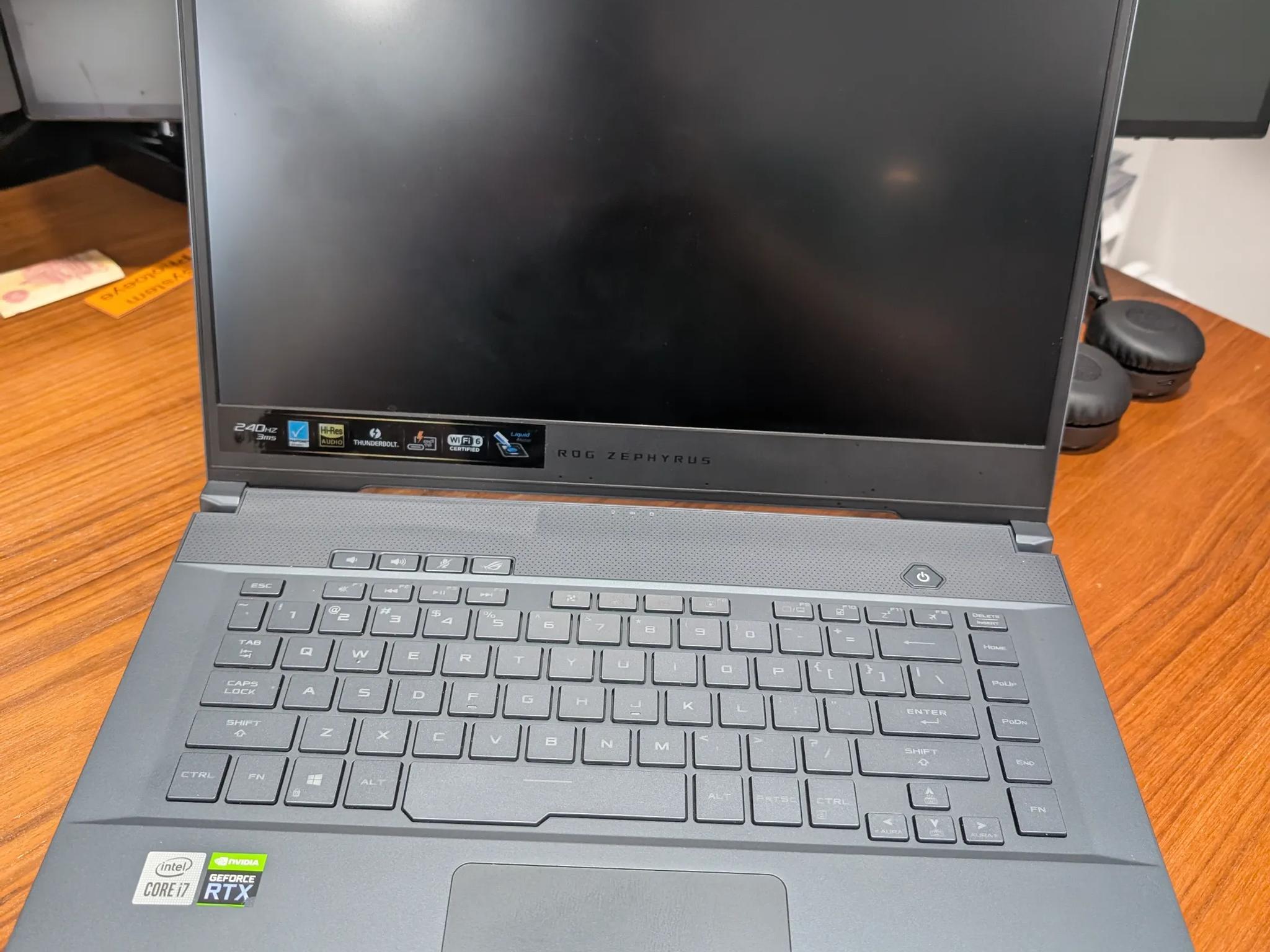 Asus ROG Zephyrus M15 GU502L gaming laptop