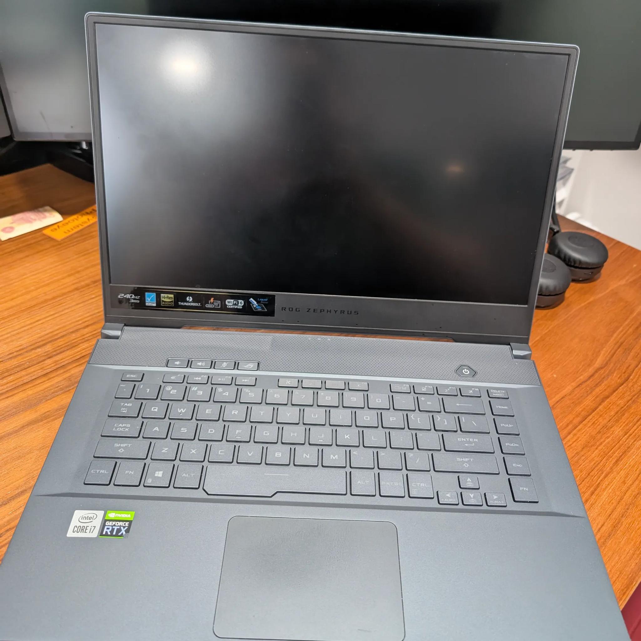 Asus ROG Zephyrus M15 GU502L gaming laptop