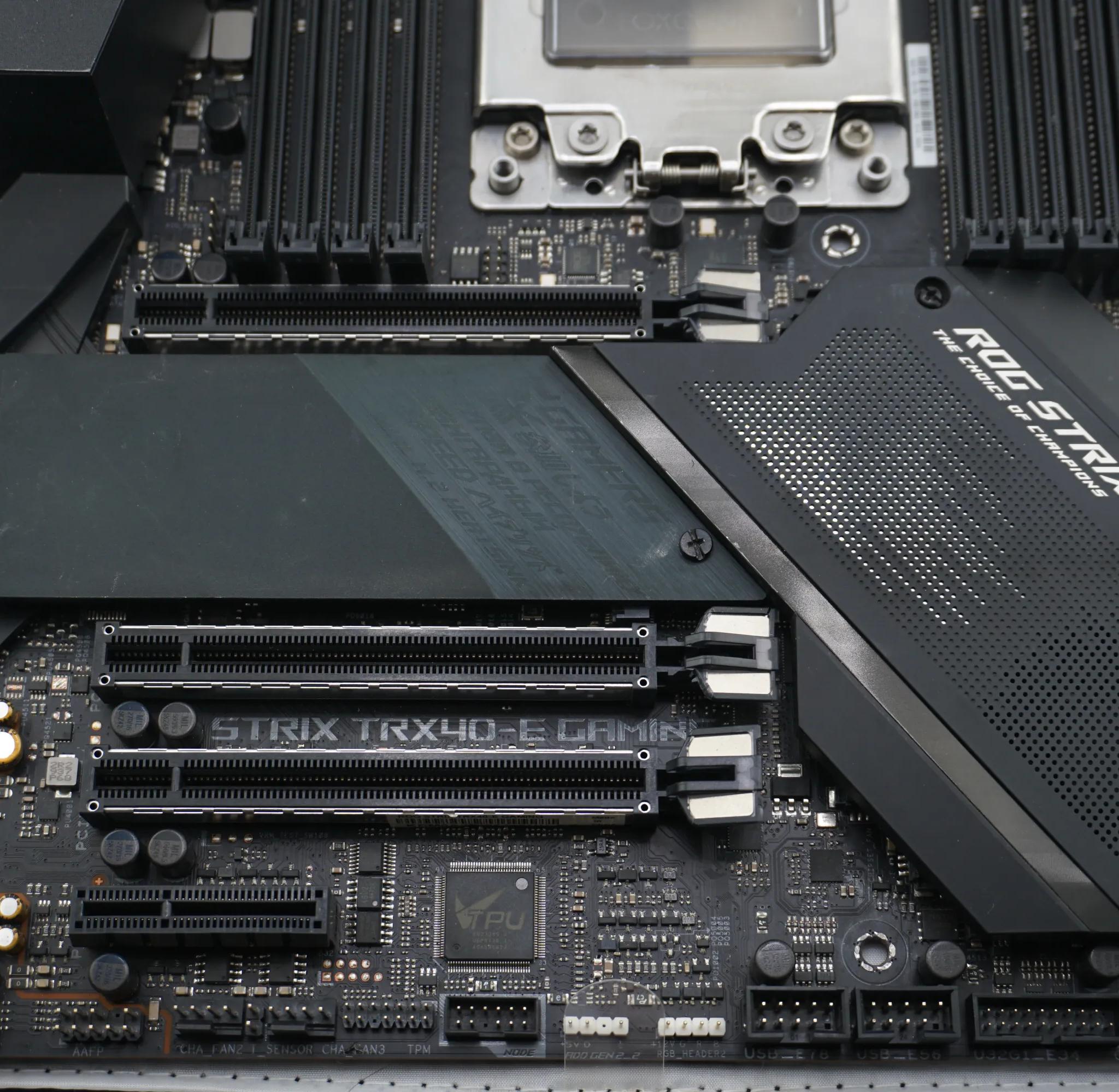 ASUS ROG TRX40E Strix Gaming Motherboard | AMD Threadripper