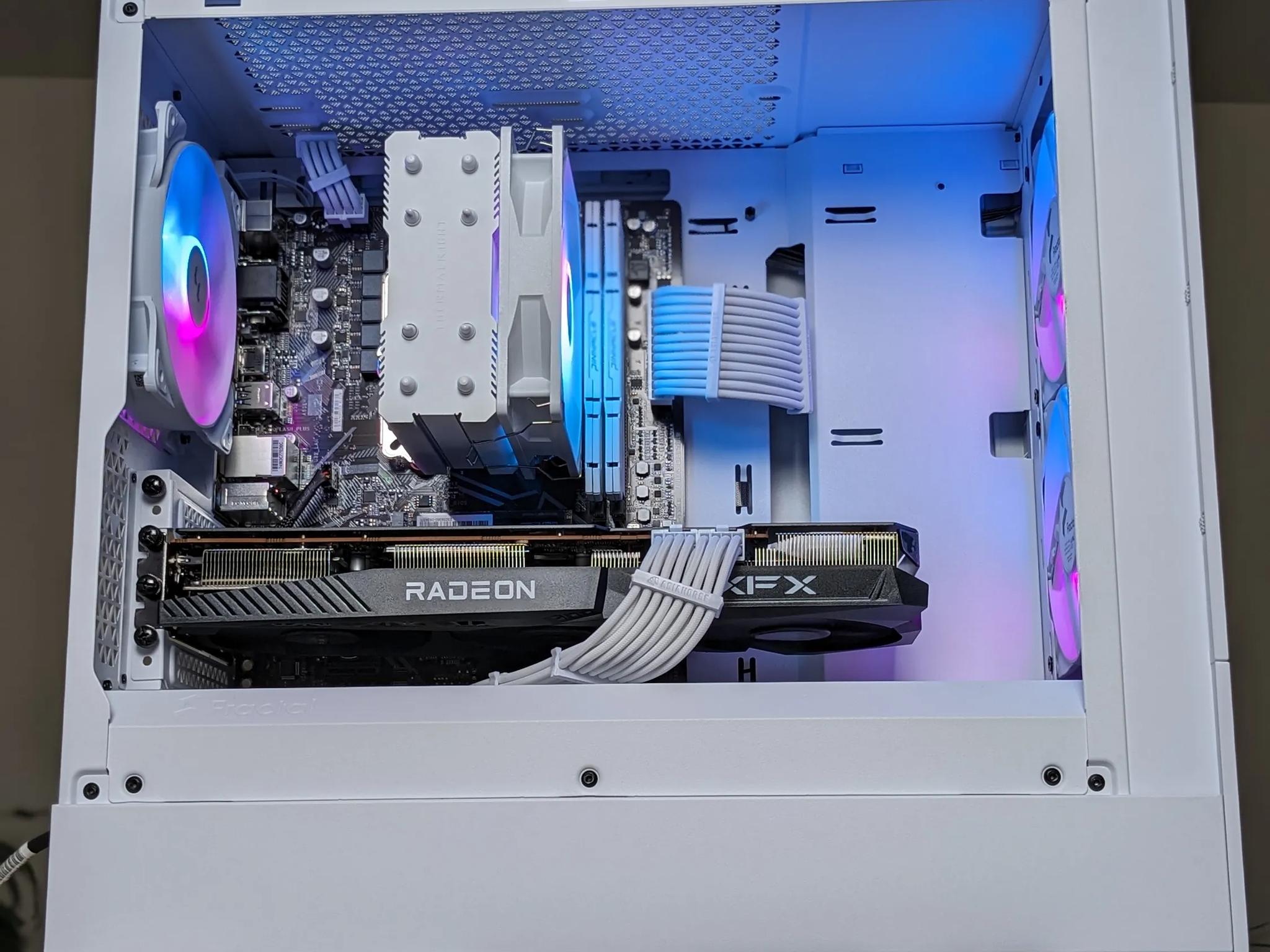 Mid Range Ryzen Gaming PC - Ryzen 5 3600 - RX 6700