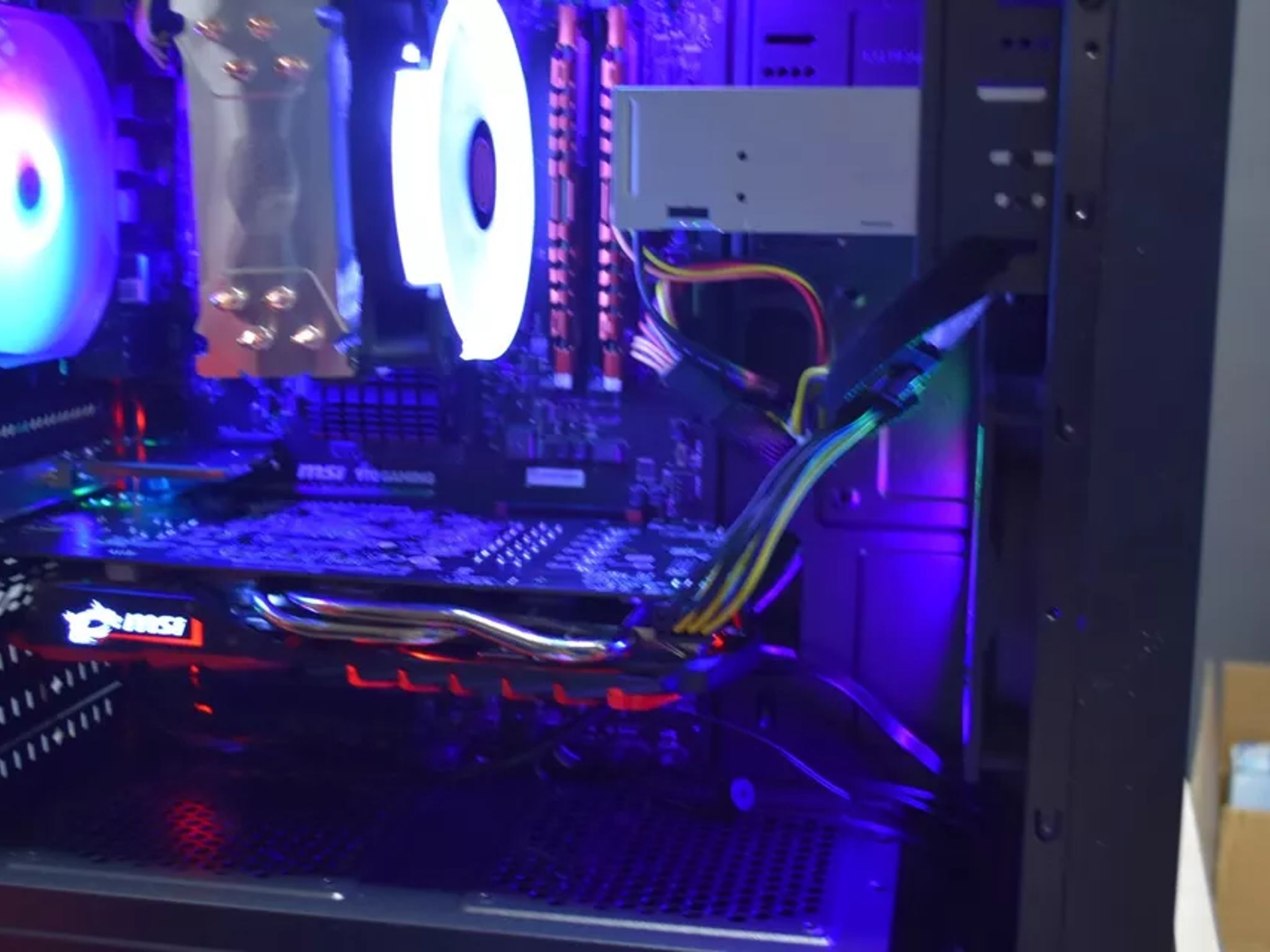 GaminG PC AMD FX 8350 4.0GHZ 8 CORES 16GB RAM 1TR SSD RX 570 GPU X DVD RW+ NEW 20 INCH MONITOR