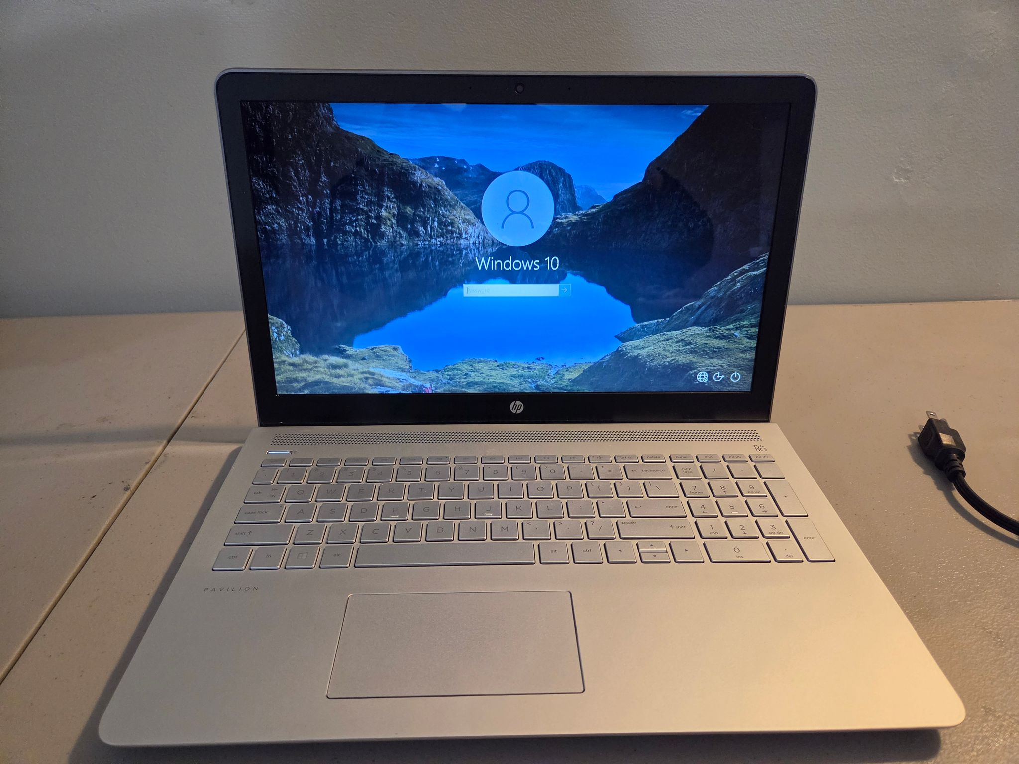 HP Pavilion 15-CC123CL TouchScreen Laptop 16gb RAM