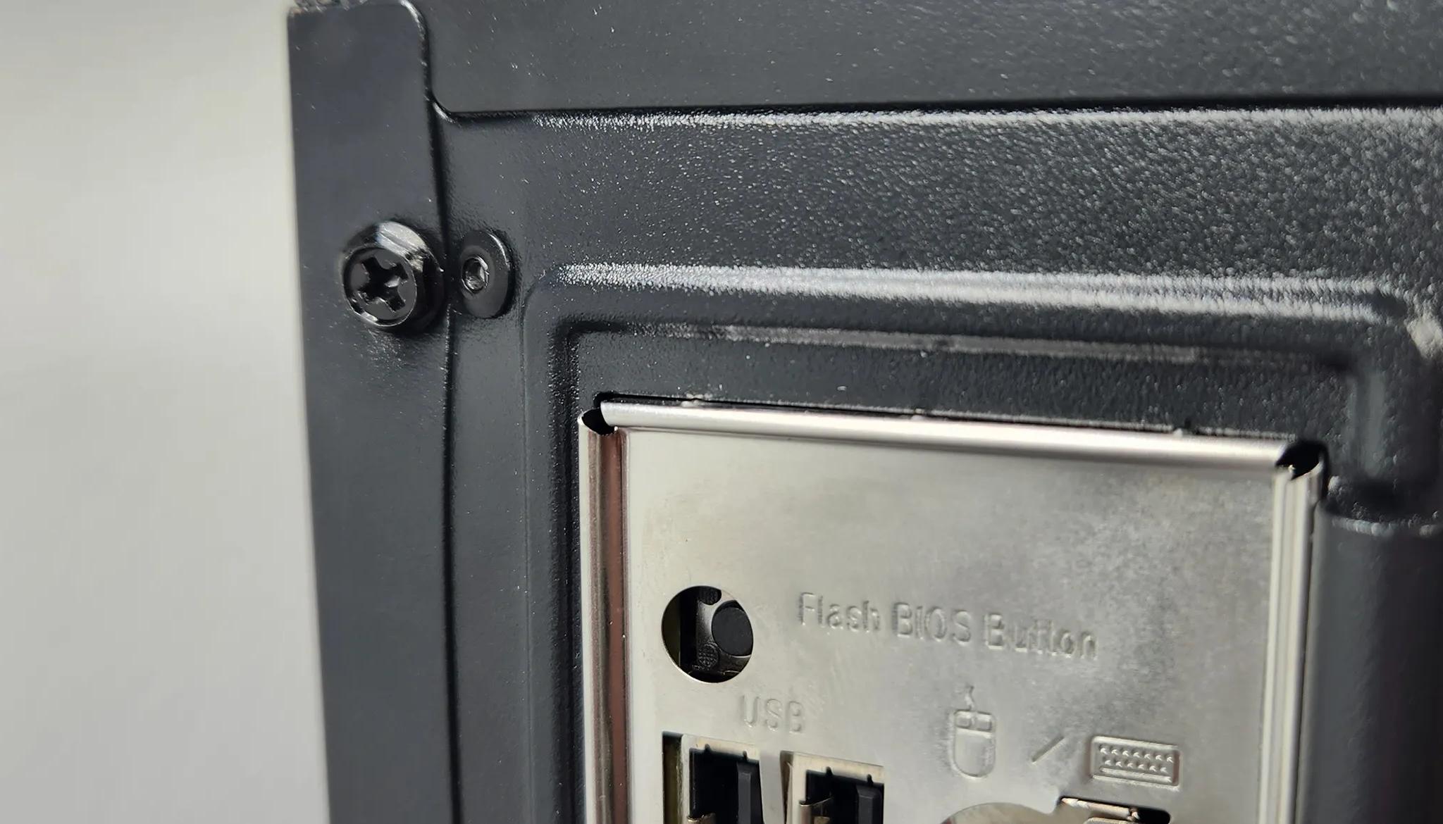 DENT SALE! Ryzen 5 5600 / 16GB DDR4 / 1TB SSD / RTX2060 6GB