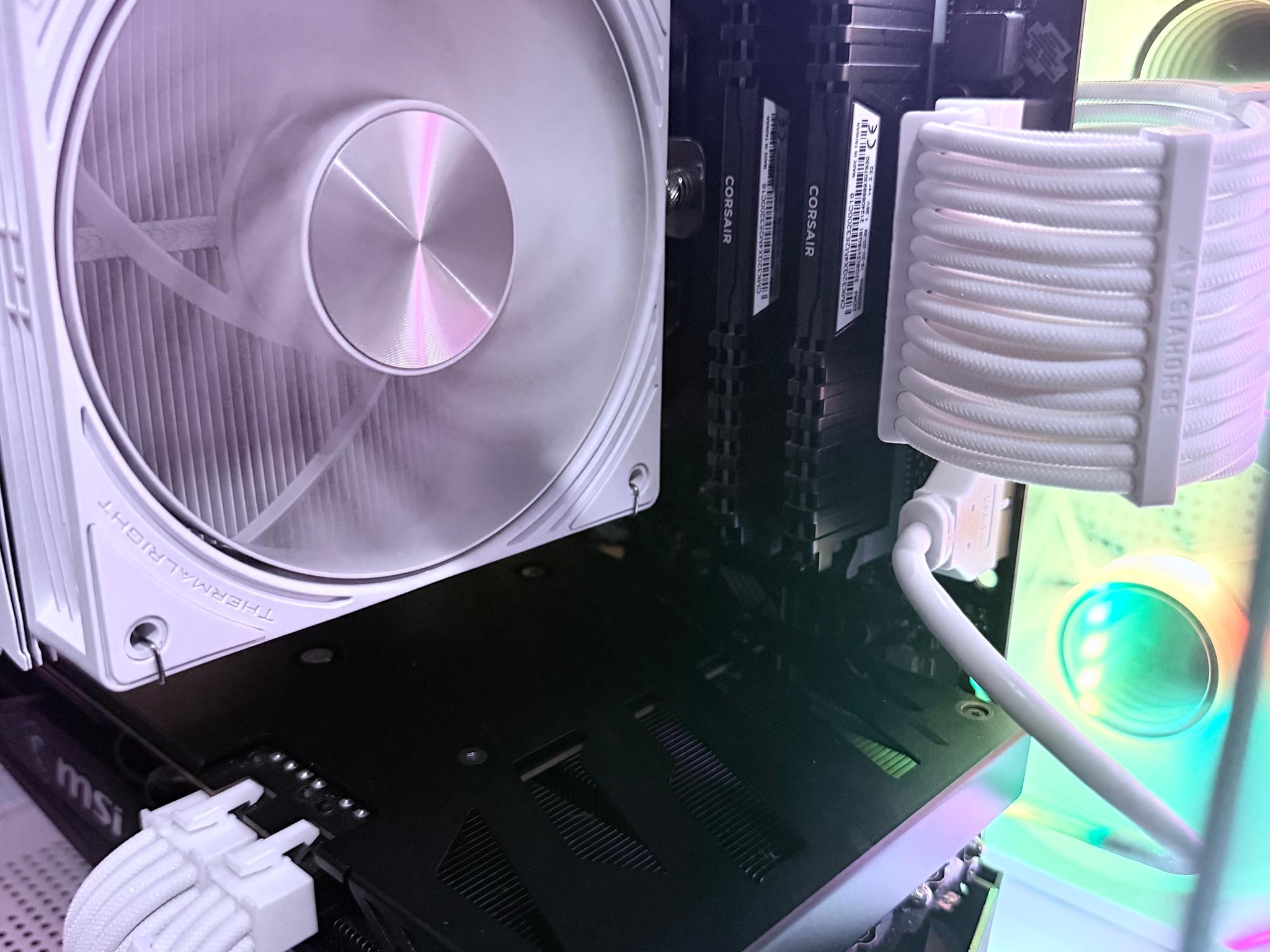 🌈"Glacial Frost"❄️ | 1440p Gaming | RTX 3060 Ti | Ryzen 7 3800X | 32GB Ram | 1TB SSD | Free Ship