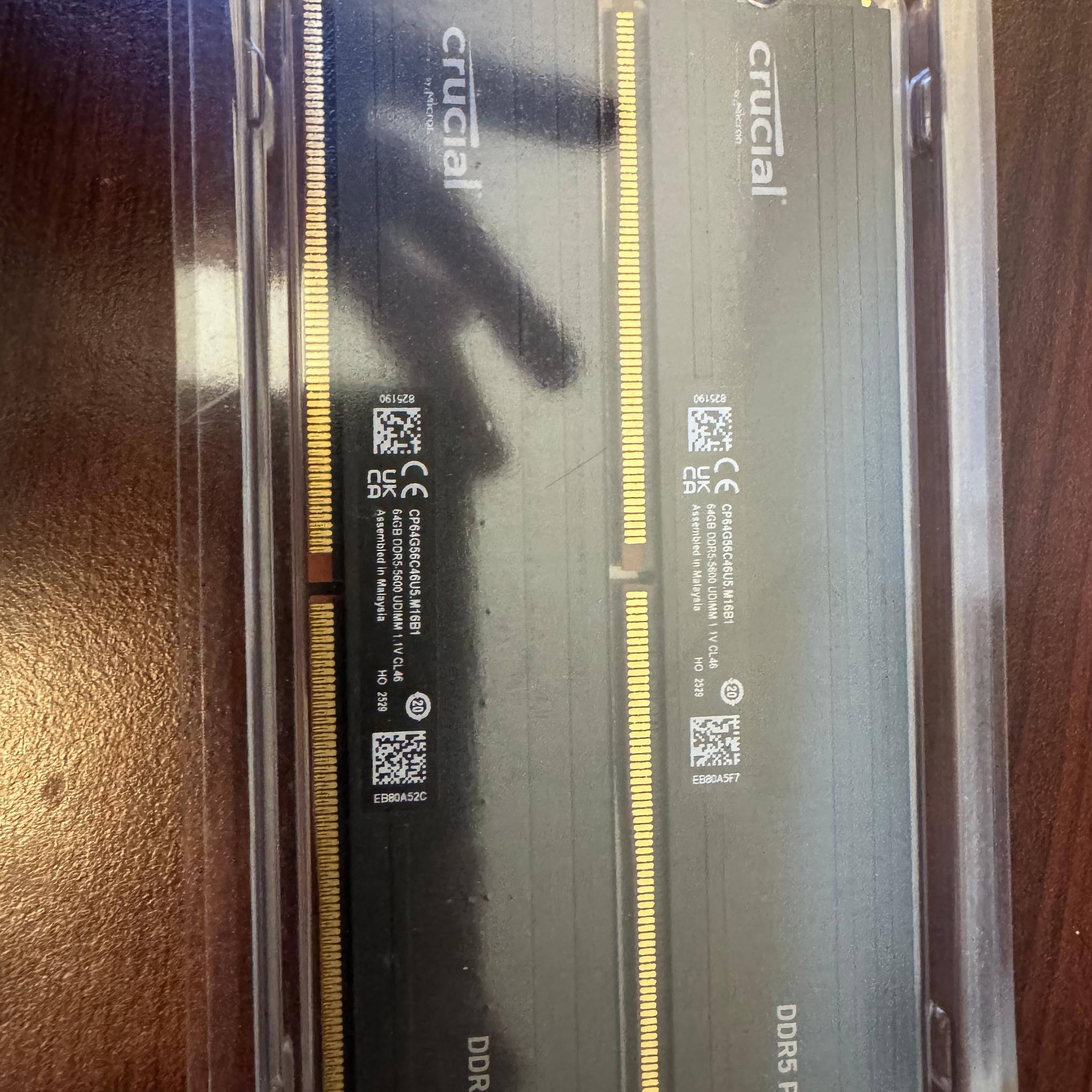 Crucial Pro 128GB DDR5 (2 x 64GB) 5600Mhz