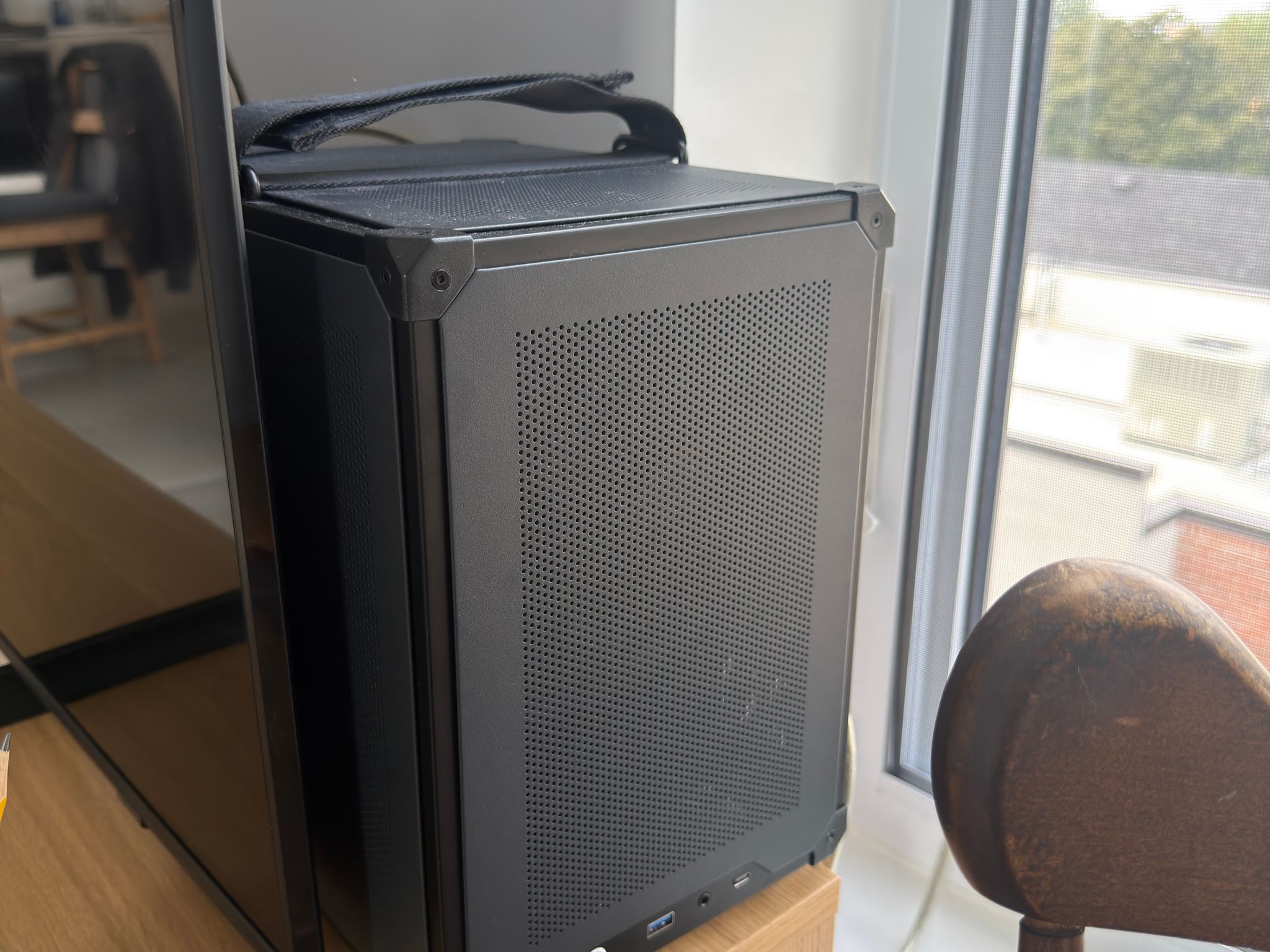 GeForce RTX 5070 Custom Gaming PC - Ryzen 7 7800X3D, 32GB RAM