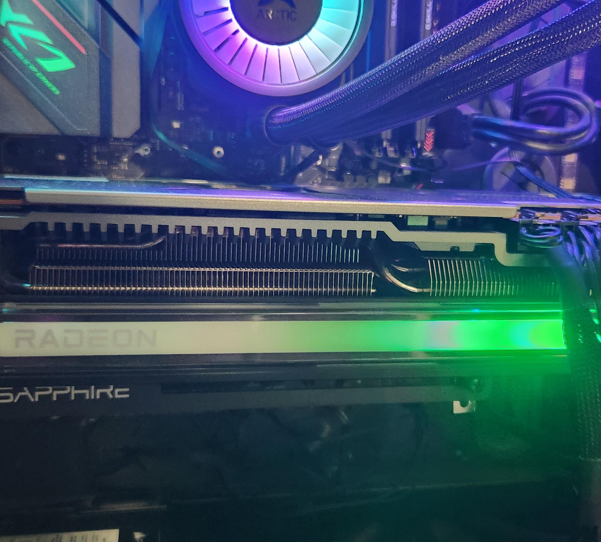 Sapphire NITRO+ Radeon RX 7900 XTX