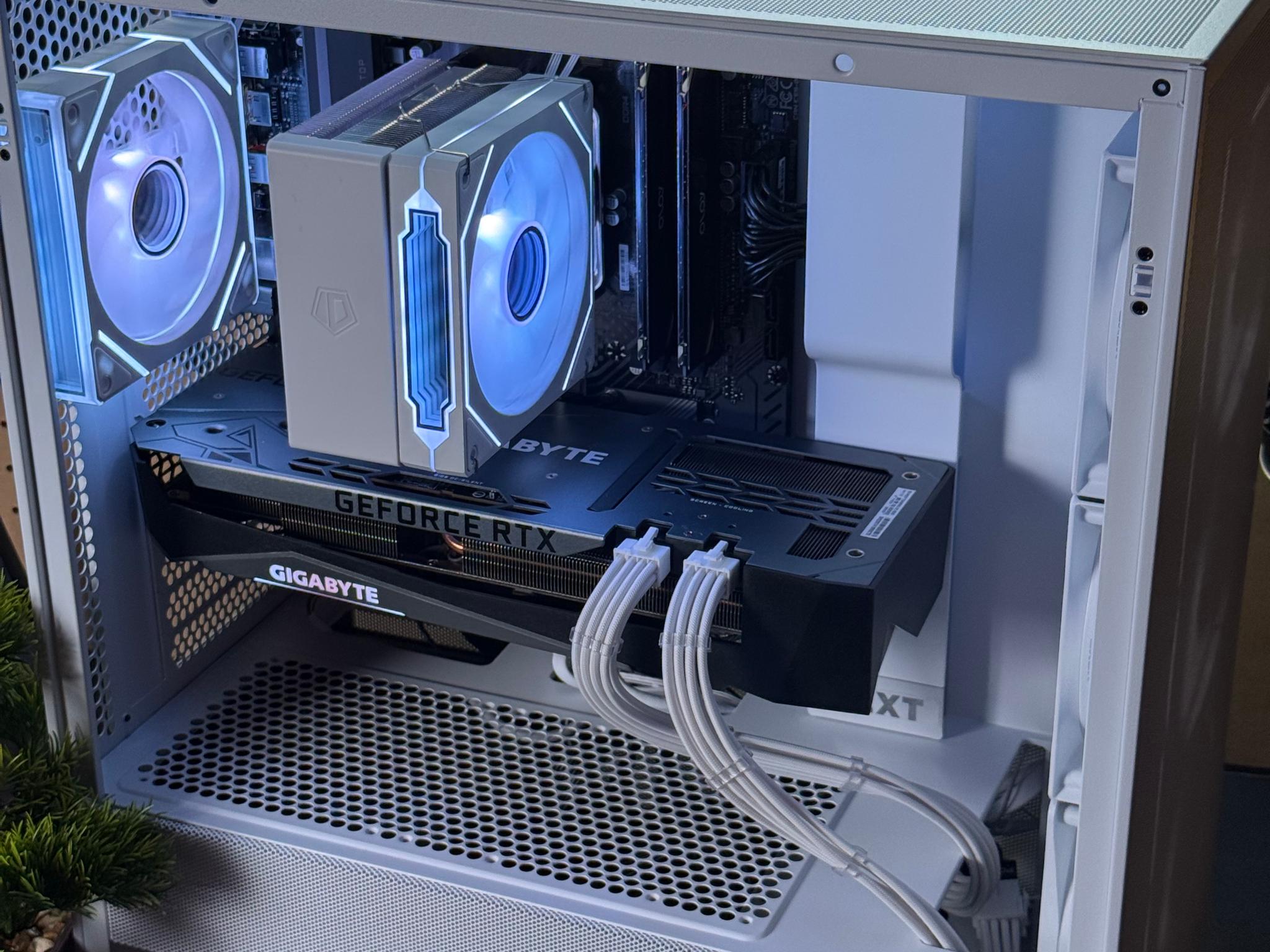Pristine Gaming PC | RTX 3070 Ti | Ryzen 7 3700x | 16GB DDR4 | 1TB | Windows 11